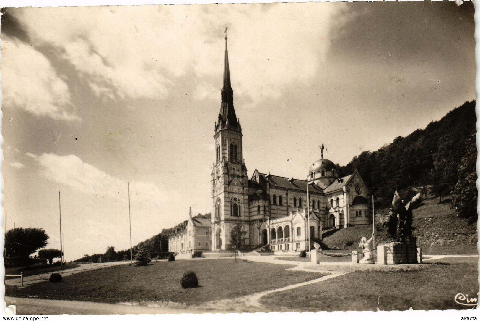 CPA COUSSEY La Basilique Du Bois-Chenu élevée A La Mémoire... (200334) - Coussey