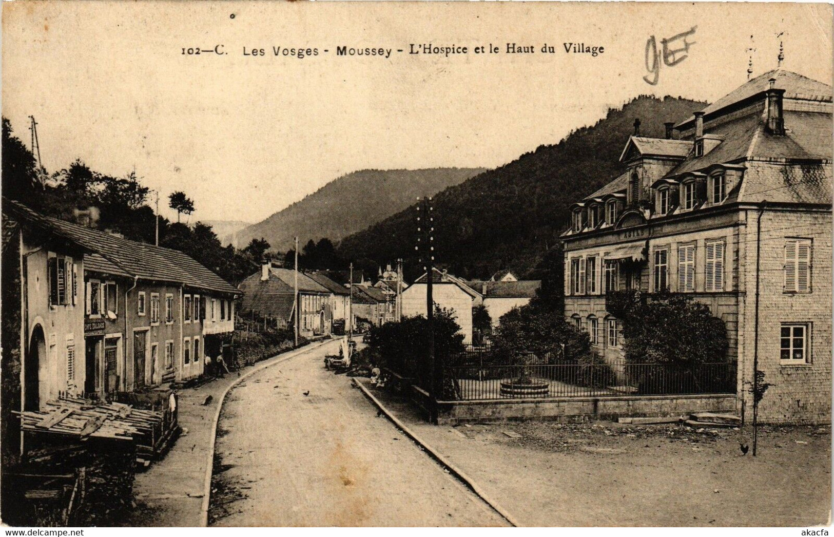 CPA Les Vosges - MOUSSEY - L'Hospice Et Le Haut Du Village (200557) - Moussey
