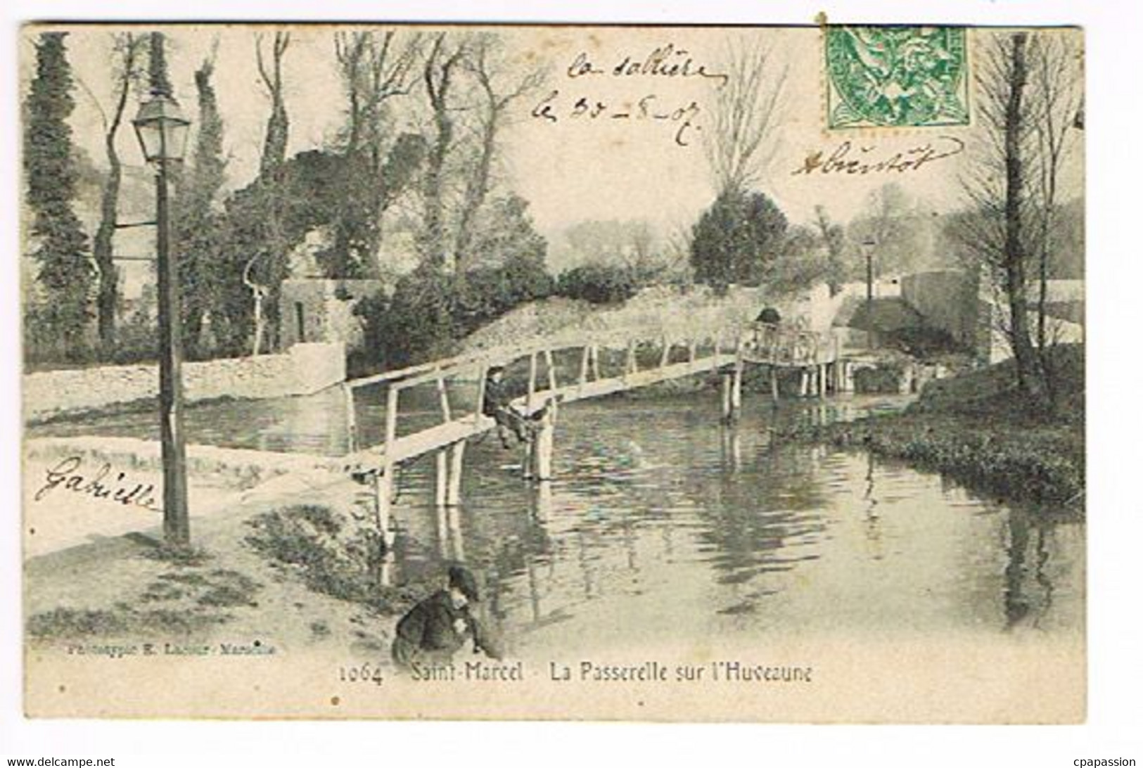 SAINT-MARCEL - MARSEILLE -  CPA La Passerelle Sur L'Huveaune - Enfants -Phototypie Lacour N° 1064-  1907 - Saint Marcel, La Barasse, Saint Menet