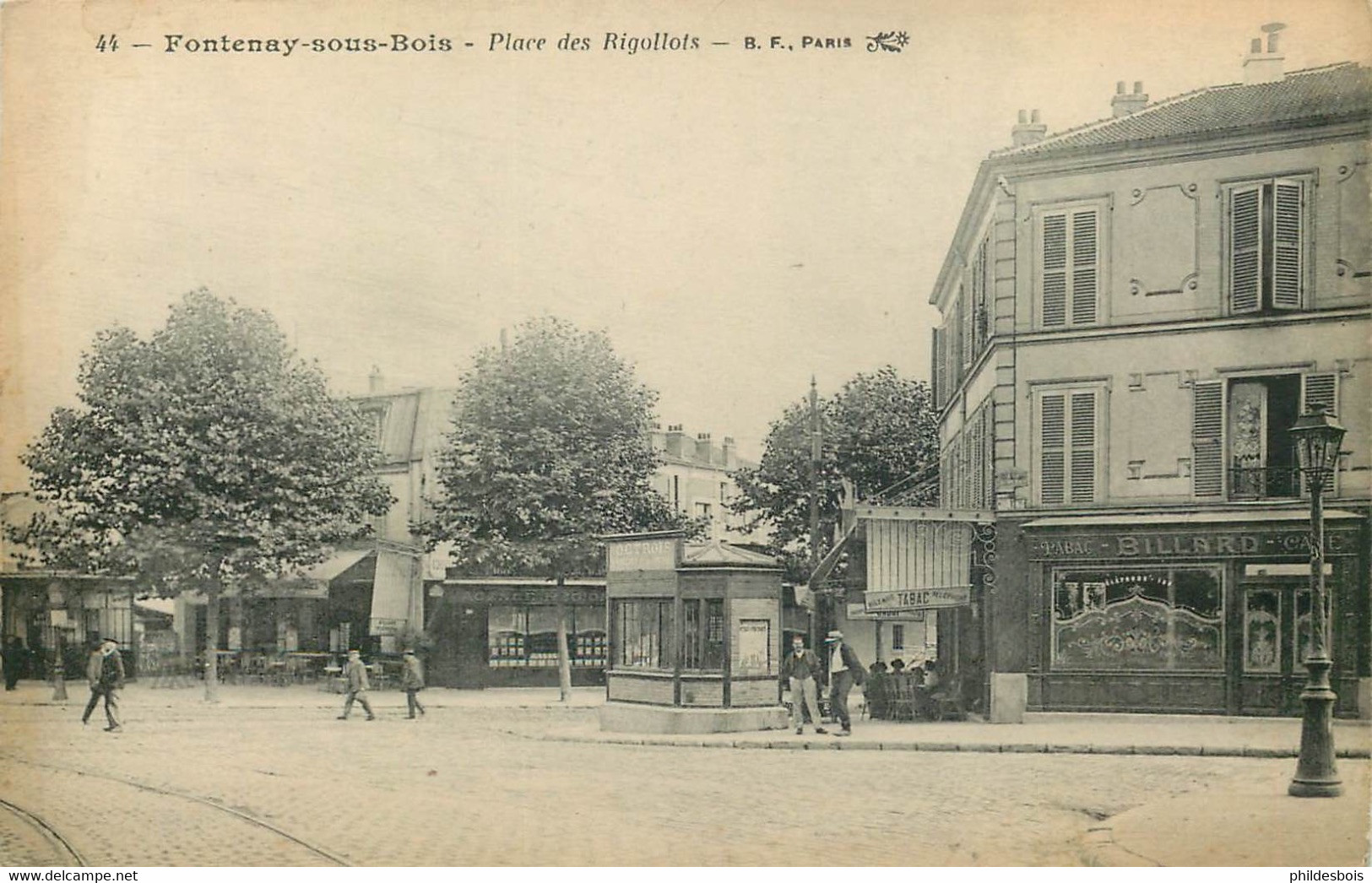 VAL DE MARNE   FONTENAY SOUS BOIS  Place Des Rigollots - Fontenay Sous Bois