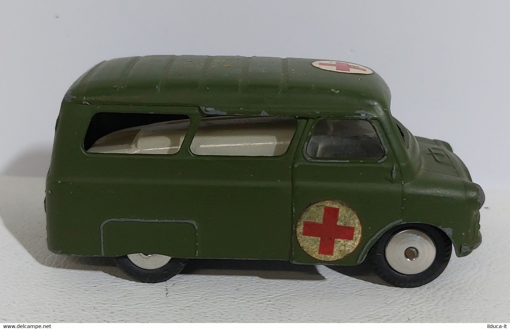 I109360 CORGI TOYS 1/43 N. 414 - Bedford Utilecon Ambulance - Corgi Toys