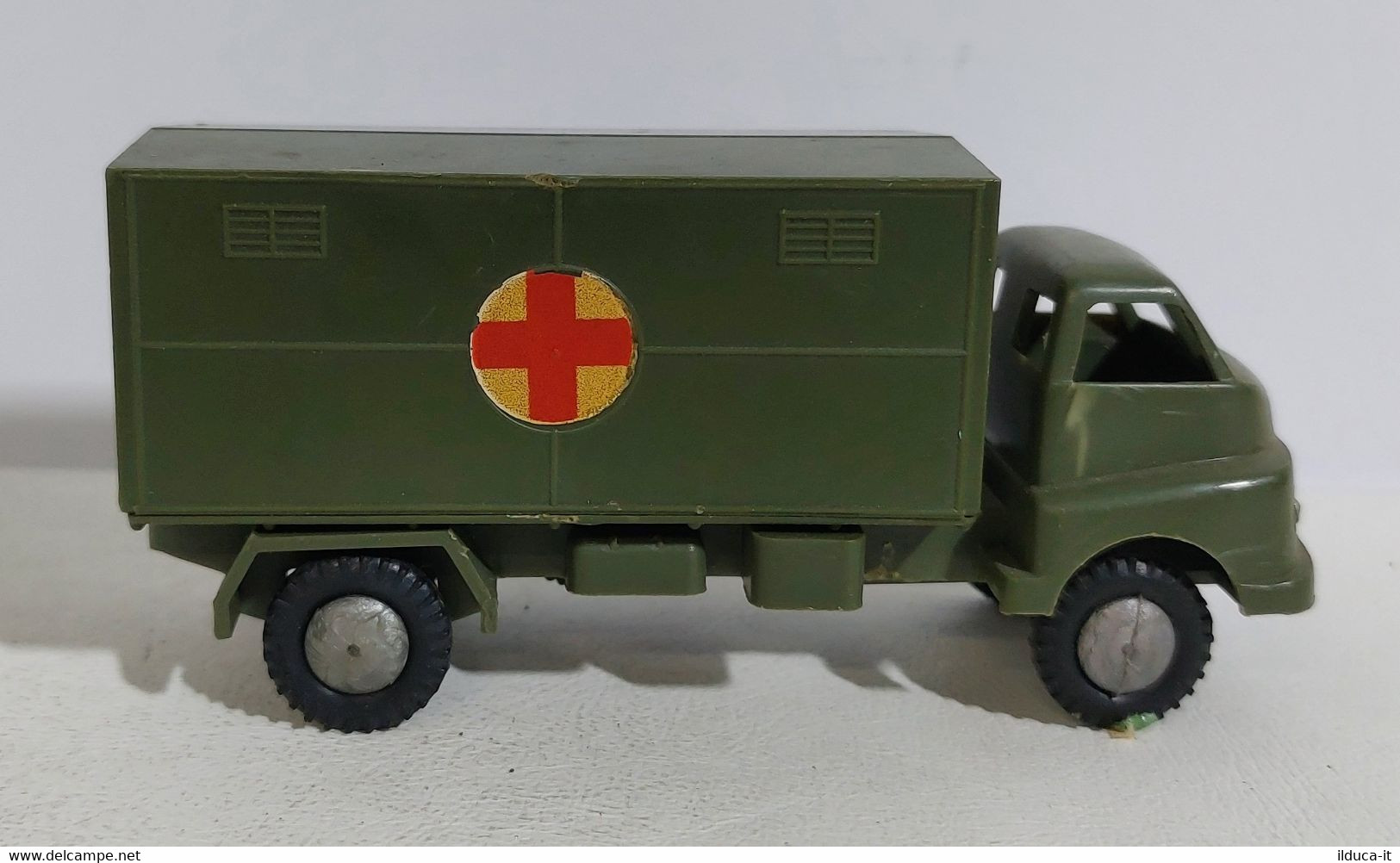 I109375 POLITOYS 1/41 N. 8 - Autoambulanza Militare - Camions, Bus Et Construction