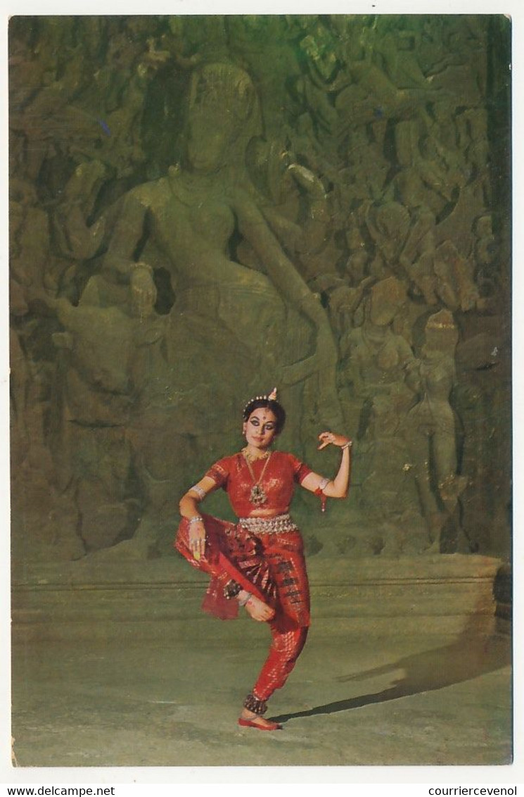 CPM - INDE - Folk Dance Of India (Danse Populaire En Inde) - India