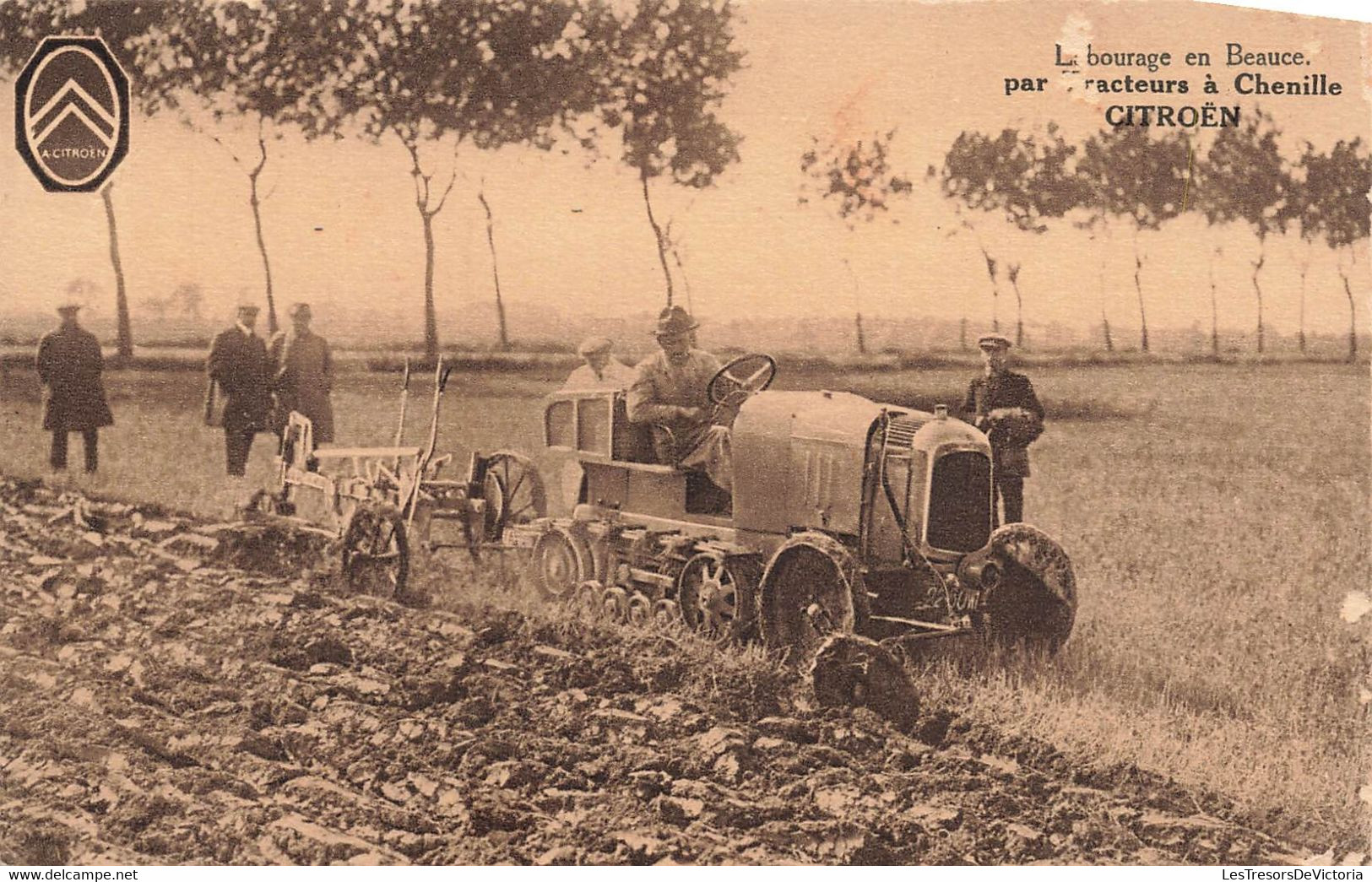 CPA Labourage En Beauce Par Tracteurs à Chenille Citroën - Agriculture - Other & Unclassified