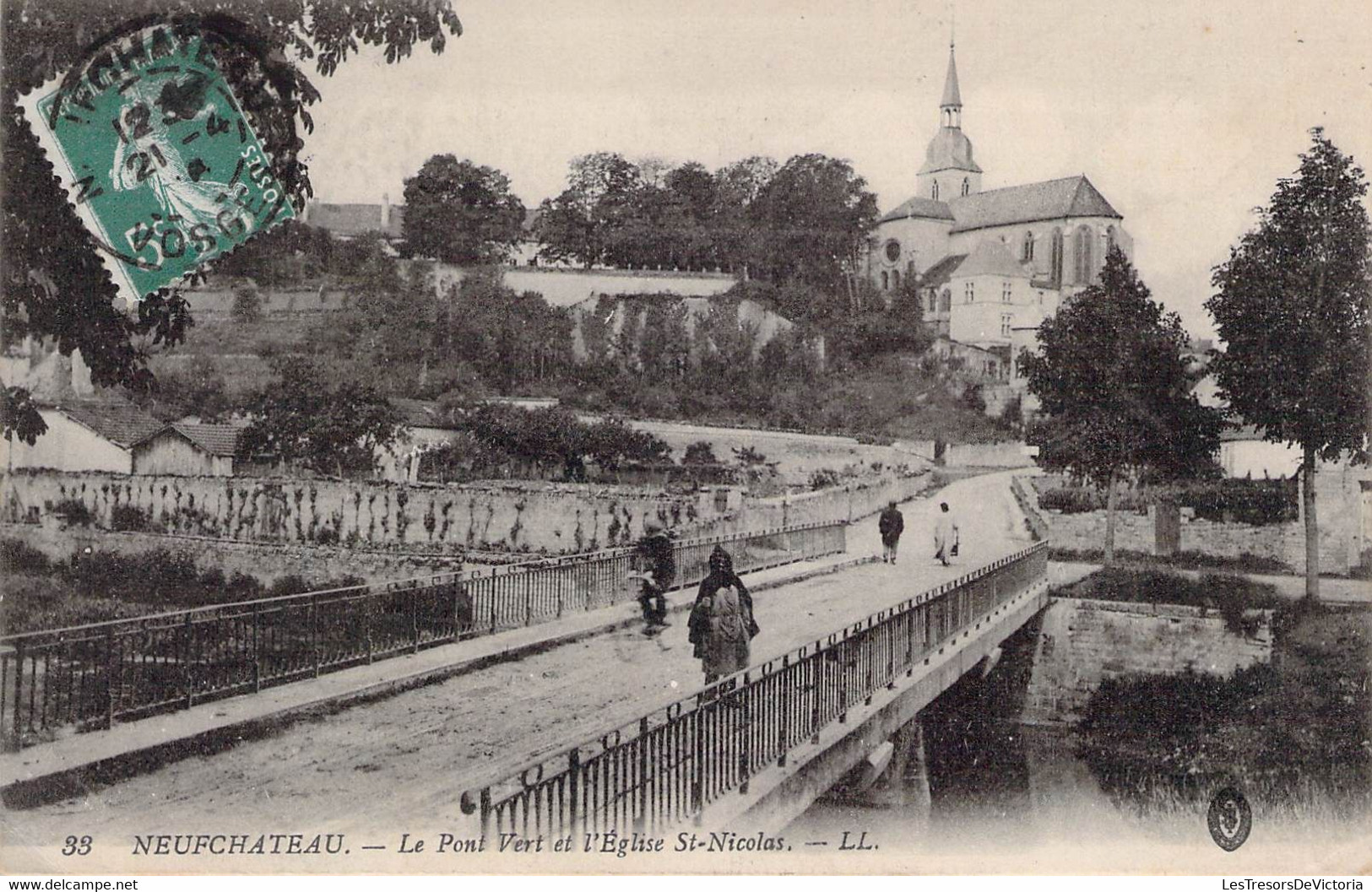 CPA FRANCE - 88 - NEUFCHATEAU - Le Pont Vert Et L'Eglise St Nicolas - Animée - LL - Neufchateau