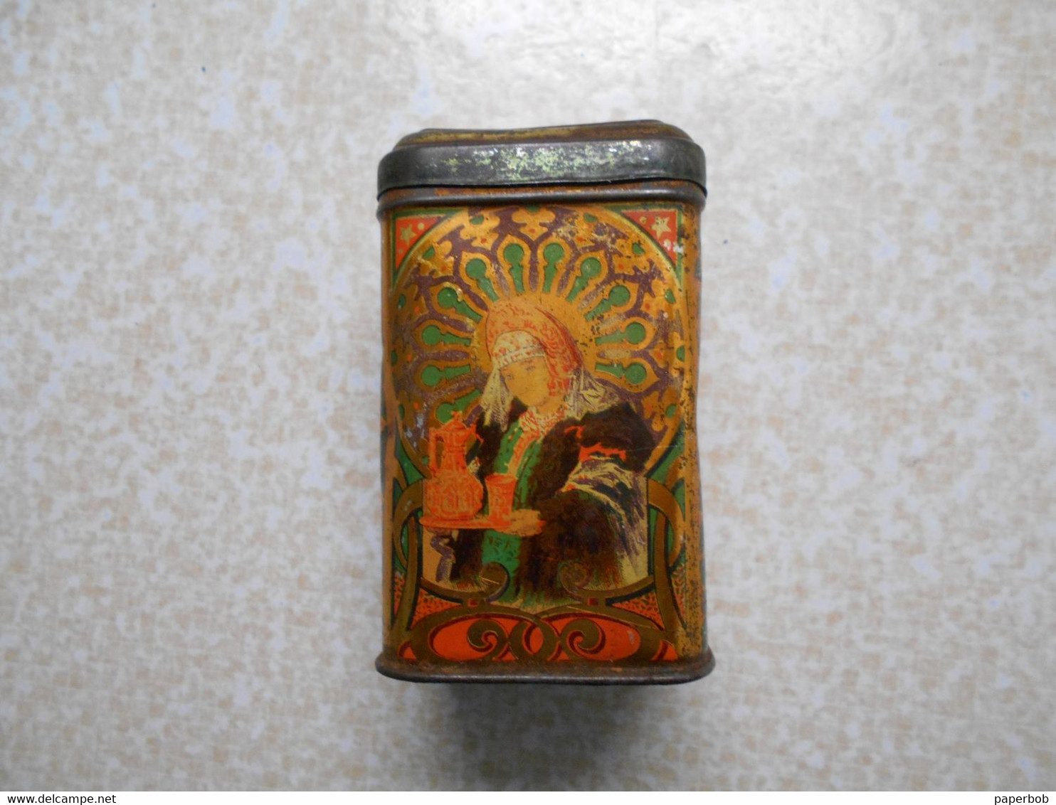 TEE CAN 1920 , SANTA CLAUS , RUSSIA - Latas