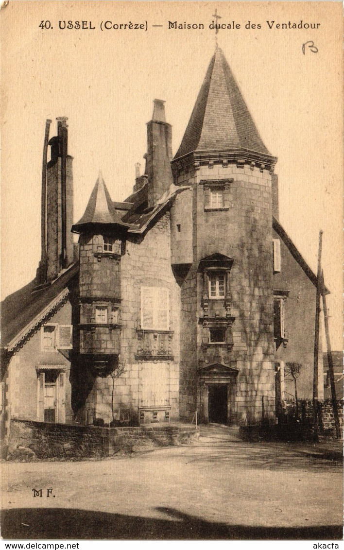 CPA USSEL - Maison Ducale Des Ventadour (692089) - Ussel