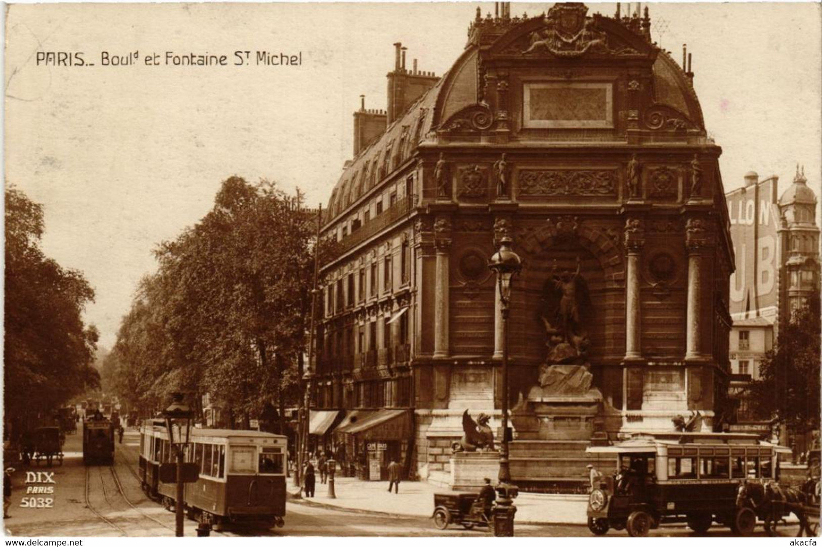 CPA PARIS 6e Bould Et Fontaine St-Michel (535342) - Statues