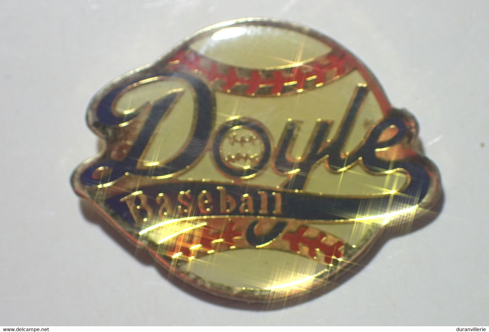 Pin's DOYLE BASEBALL - Honkbal