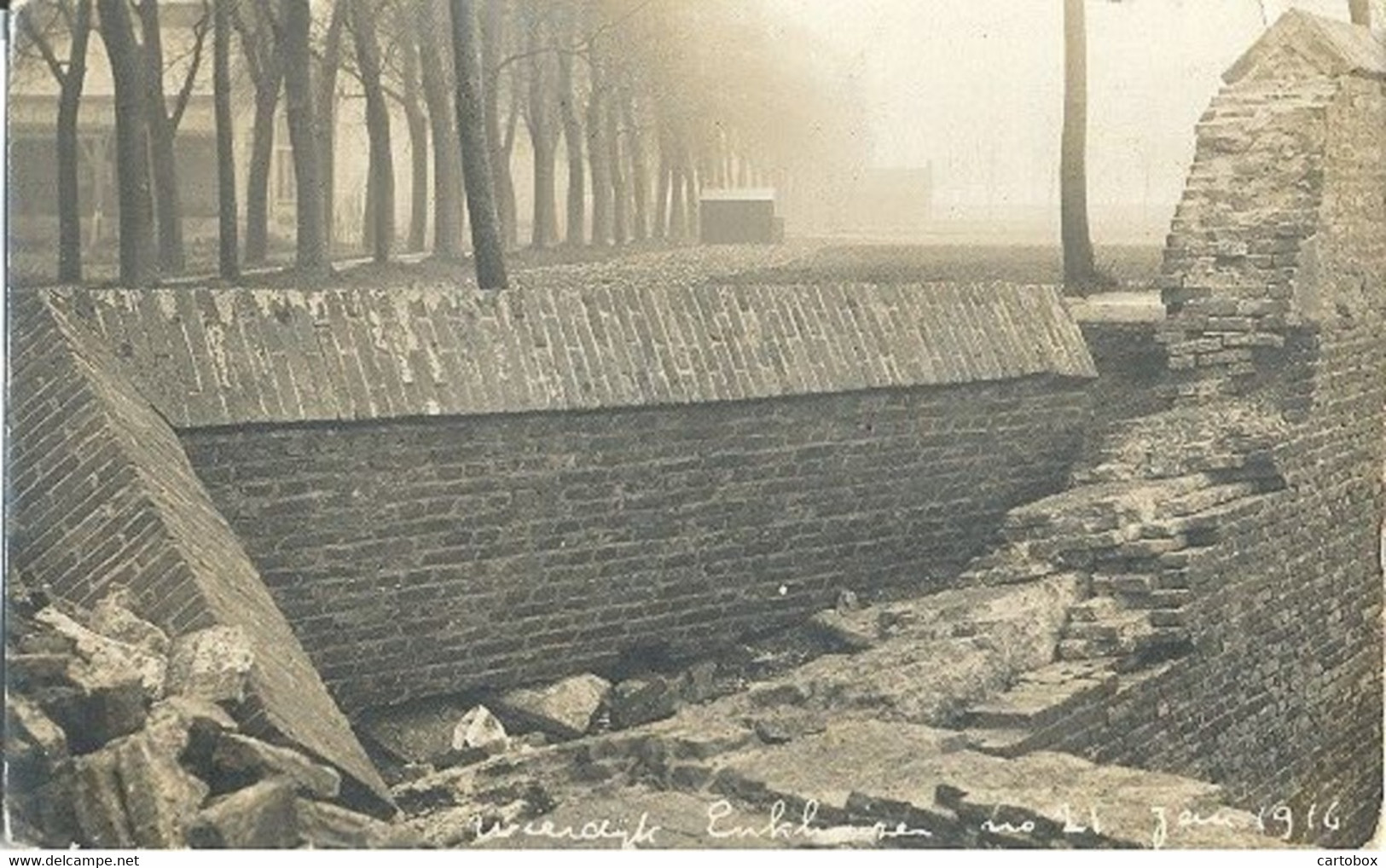 Enkhuizen, Wierdijk No 21 Jan. 1916 (stormschade ) (originele P.Jonker Fotokaart)  3 X Scan - Enkhuizen