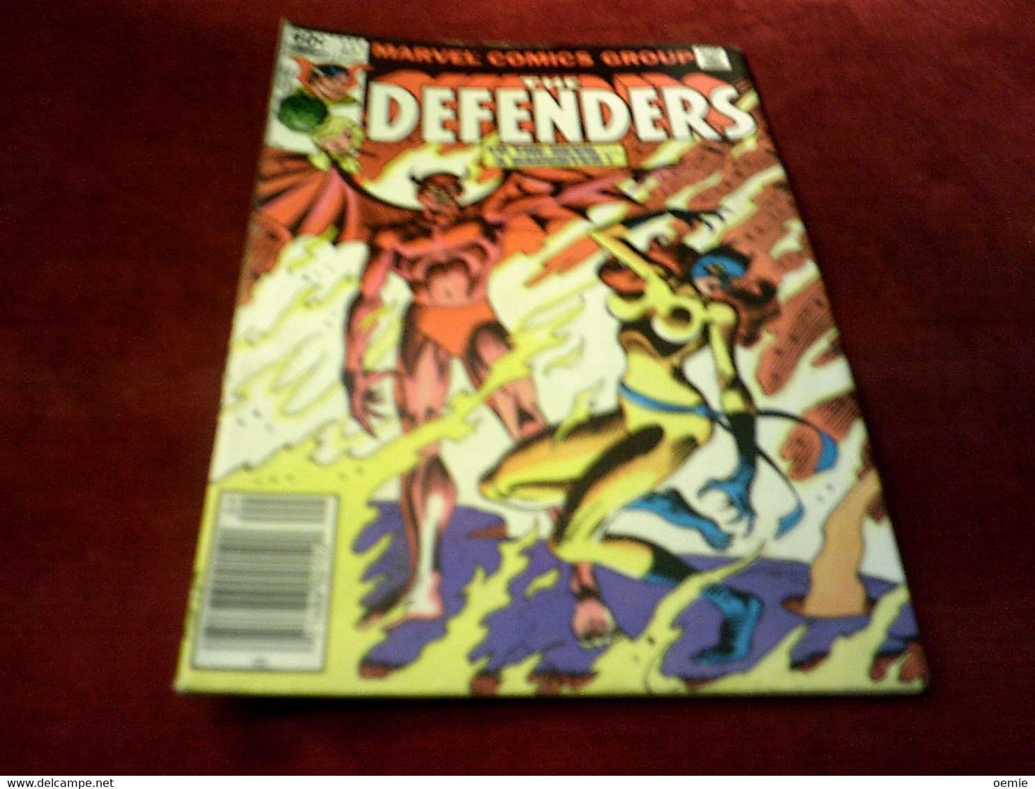 THE DEFENDERS  N° 111 SEPT  1982 - Marvel