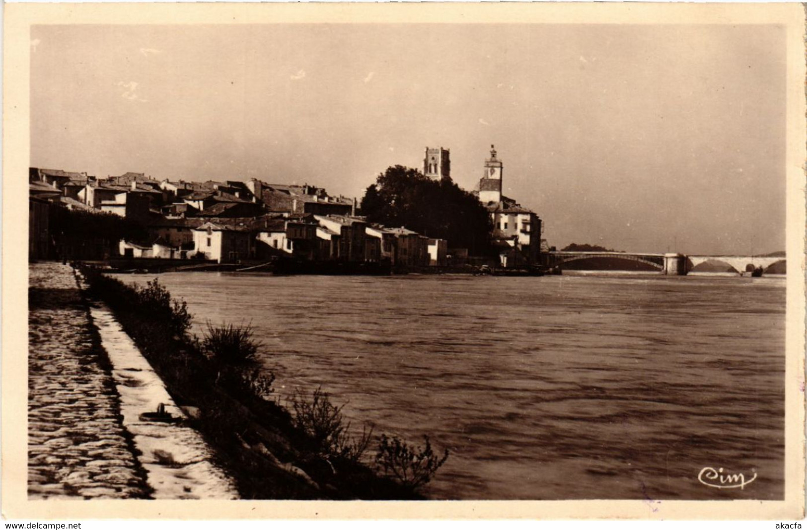 CPA PONT-St-ESPRIT - Quai Bonnefoy-Sibourd (459198) - Pont-Saint-Esprit