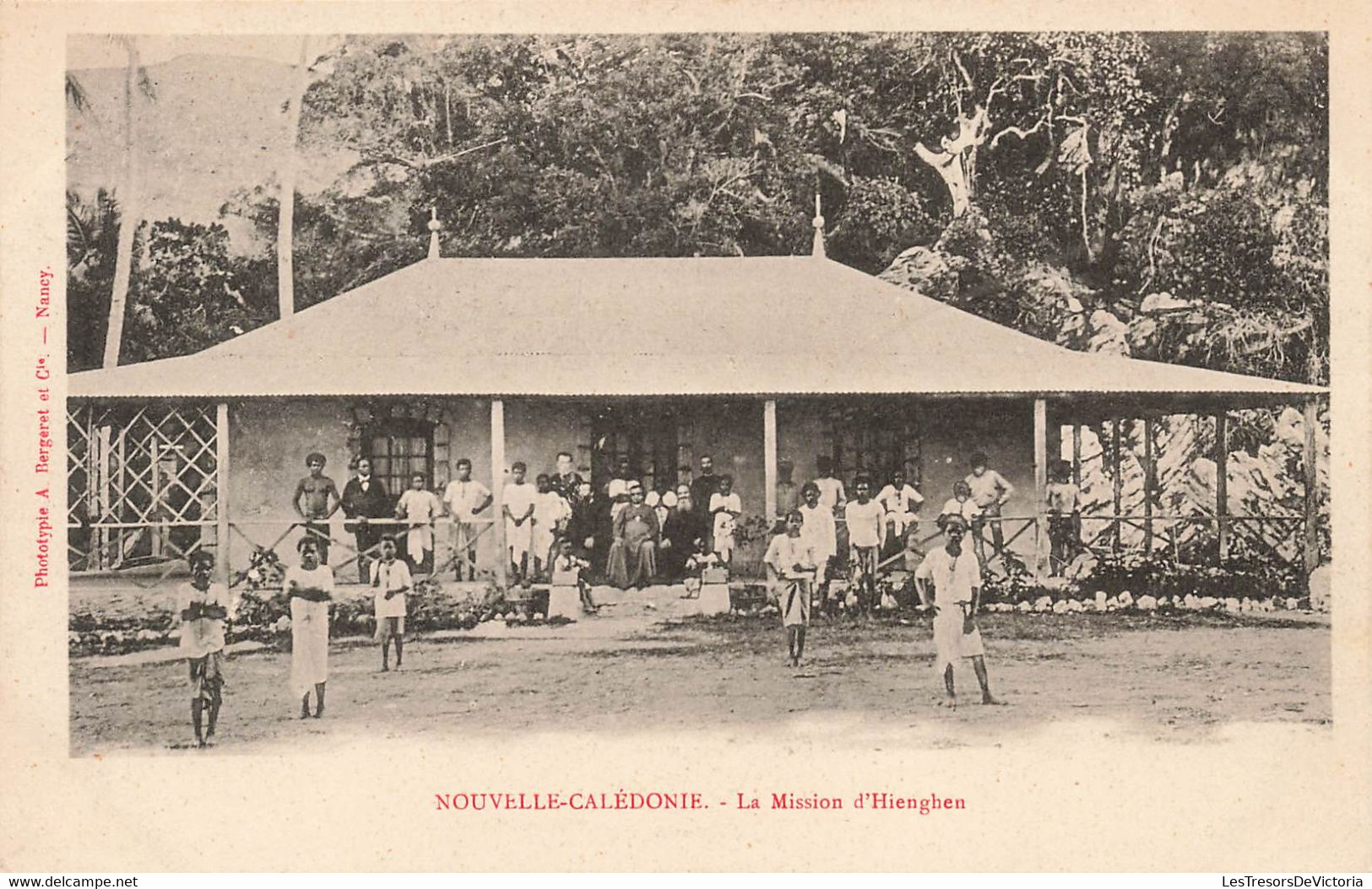 CPA NOUVELLE CALEDONIE - La Mission D'hienghen - Tres Animé - Bergeret - Nouvelle-Calédonie