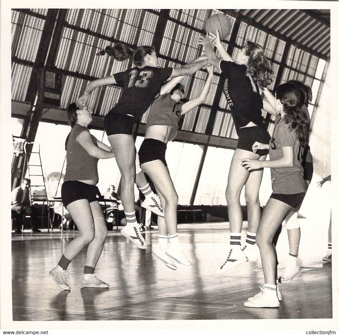 PHOTO BASKET / EQUIPE FEMININE DE SARRUS - Basket-ball