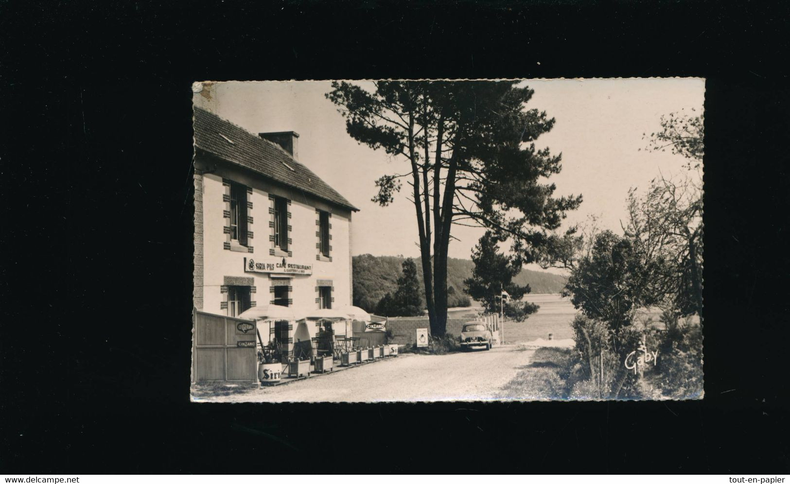 CPSM 22-  CAUREL - Café Restaurant  Beau-Rivage ( Siria Pils ) - Voir Automobile Dauphine  Pub Cinzano - Caurel