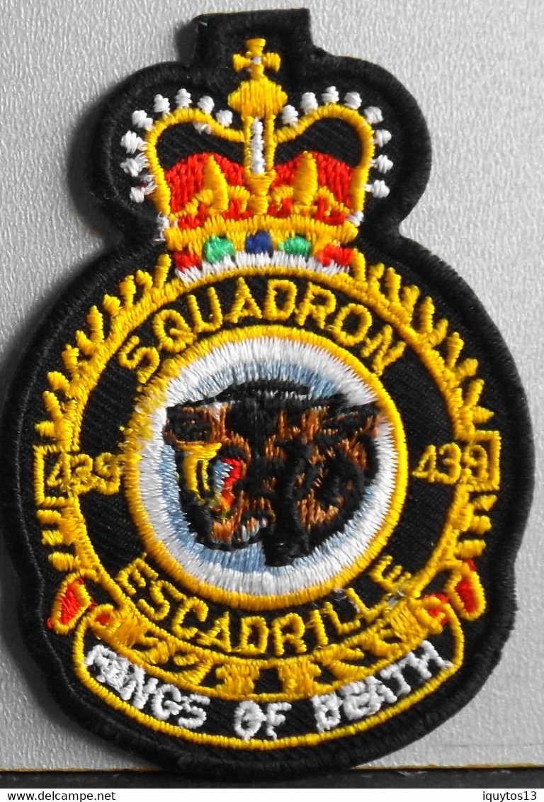 BEL ECUSSON En TISSU BRODE - SQUADRON, Escadrille 439, Fanos Of Death, Loup Gueule Ouverte, Couronne - TRES BON ETAT - Ecussons Tissu