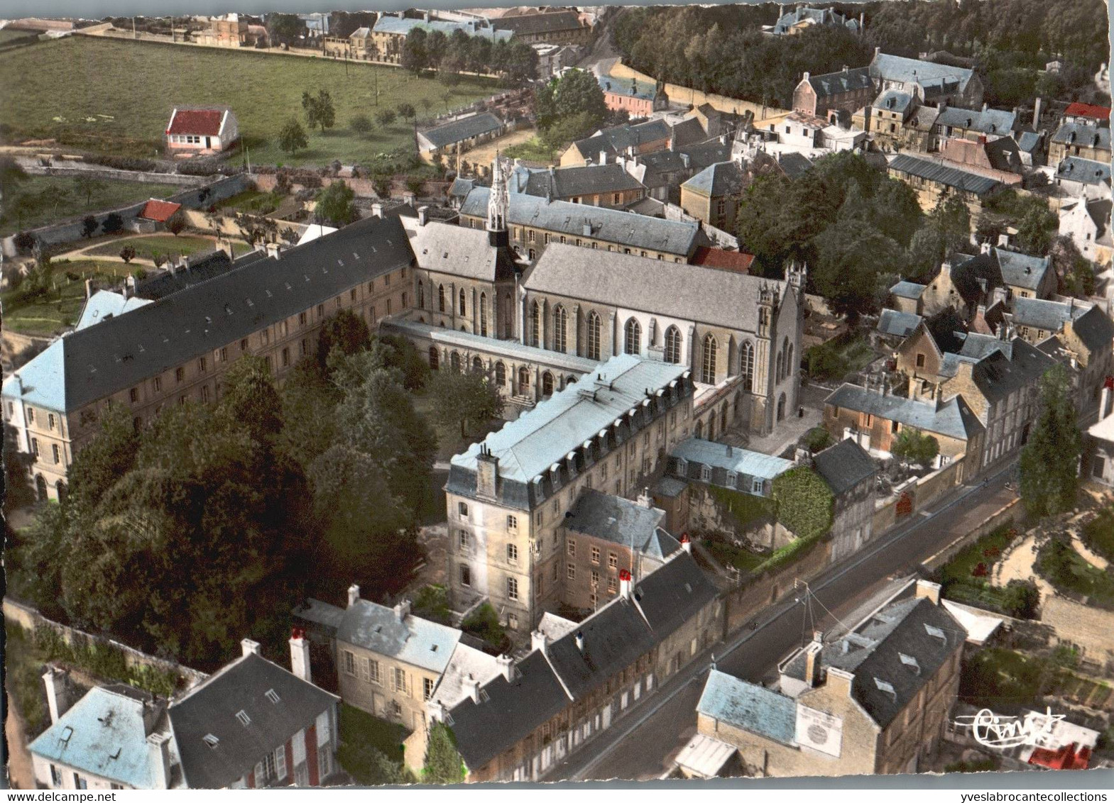 14 - Calvados - Bayeux - Vue Générale - Monastère Des Bénédictins - - Bayeux