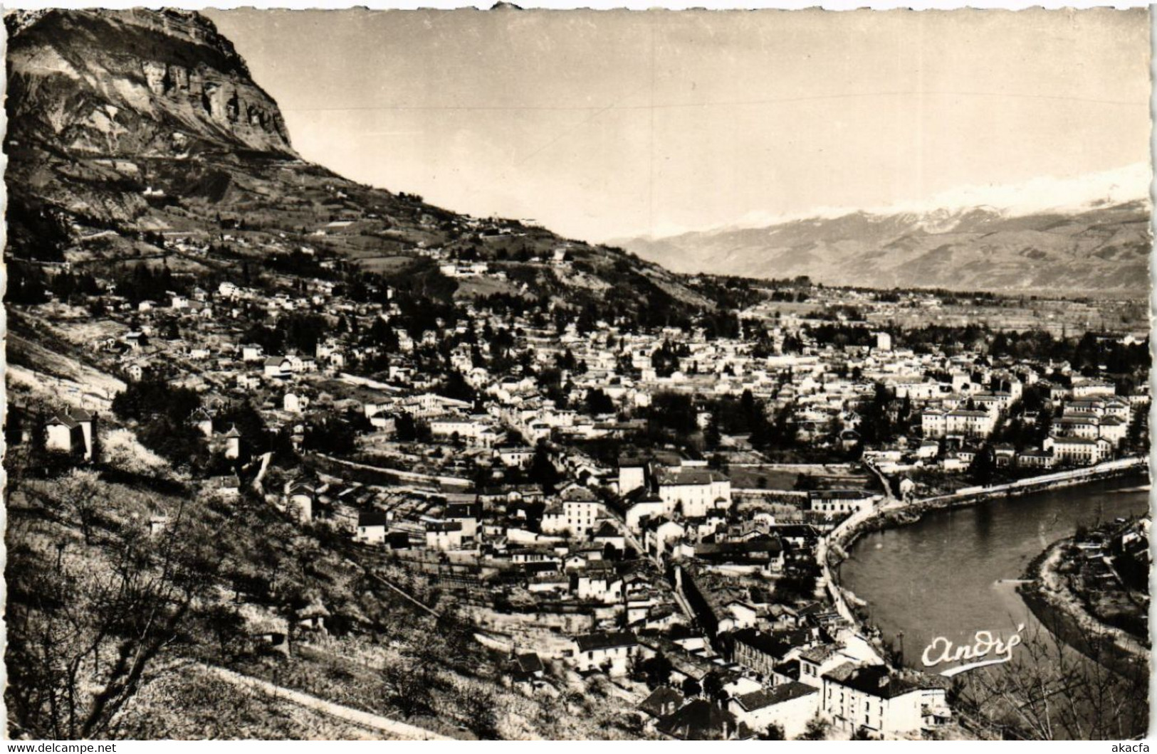 CPA La TRONCHE - Vue Générale - L'Isere Et Les ALPES (489671) - La Tronche