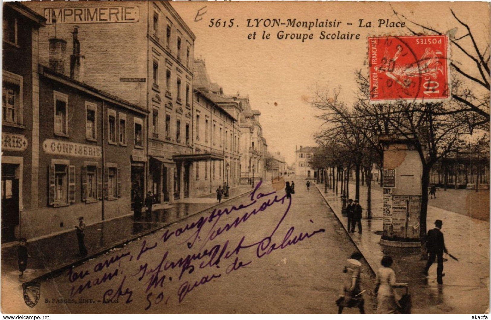 CPA LYON-MONPLAISIR - La Place Et Le Groupe Scolaire (442613) - Lyon 8