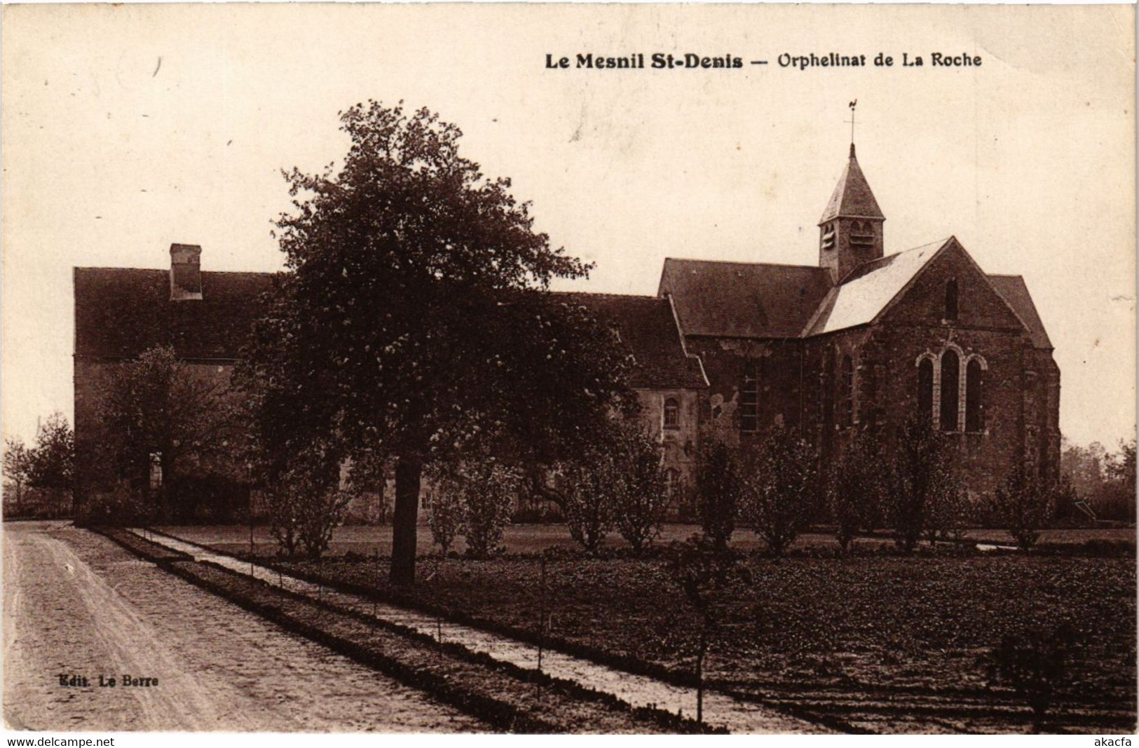 CPA Le MESNIL St-DENIS - Orphelinat De La Roche (359137) - Le Mesnil Saint Denis