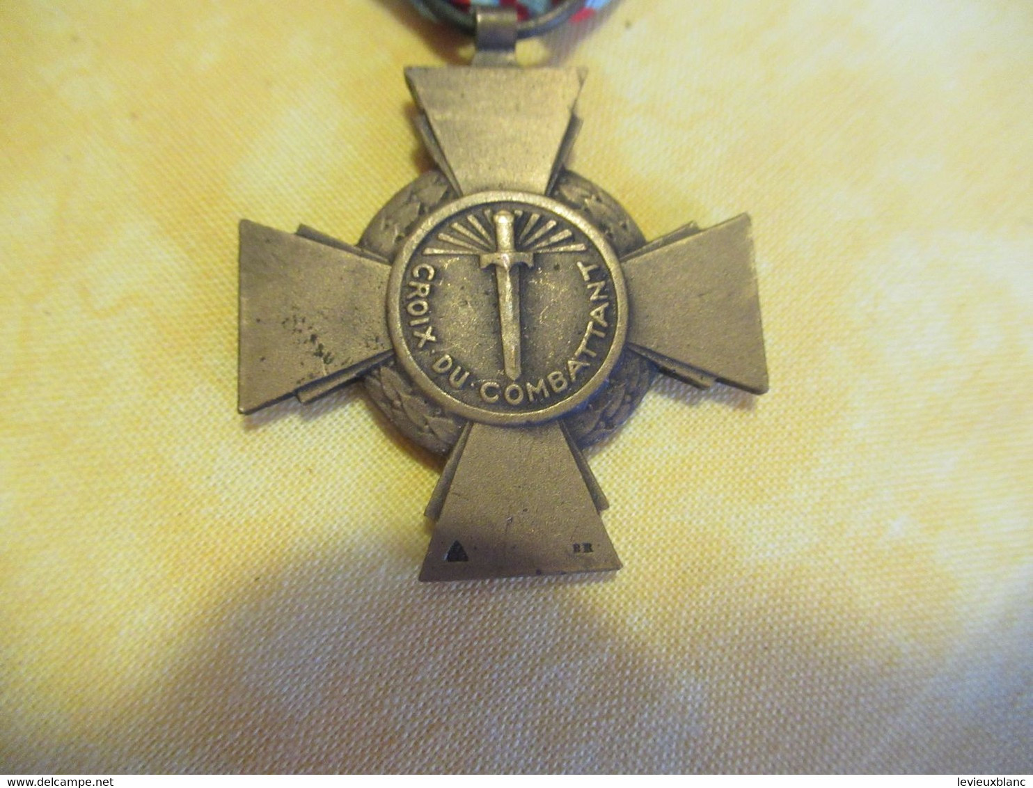 Croix Du Combattant/ République Française/ Bronze / Vers 1930-1970    MED416 - Frankreich