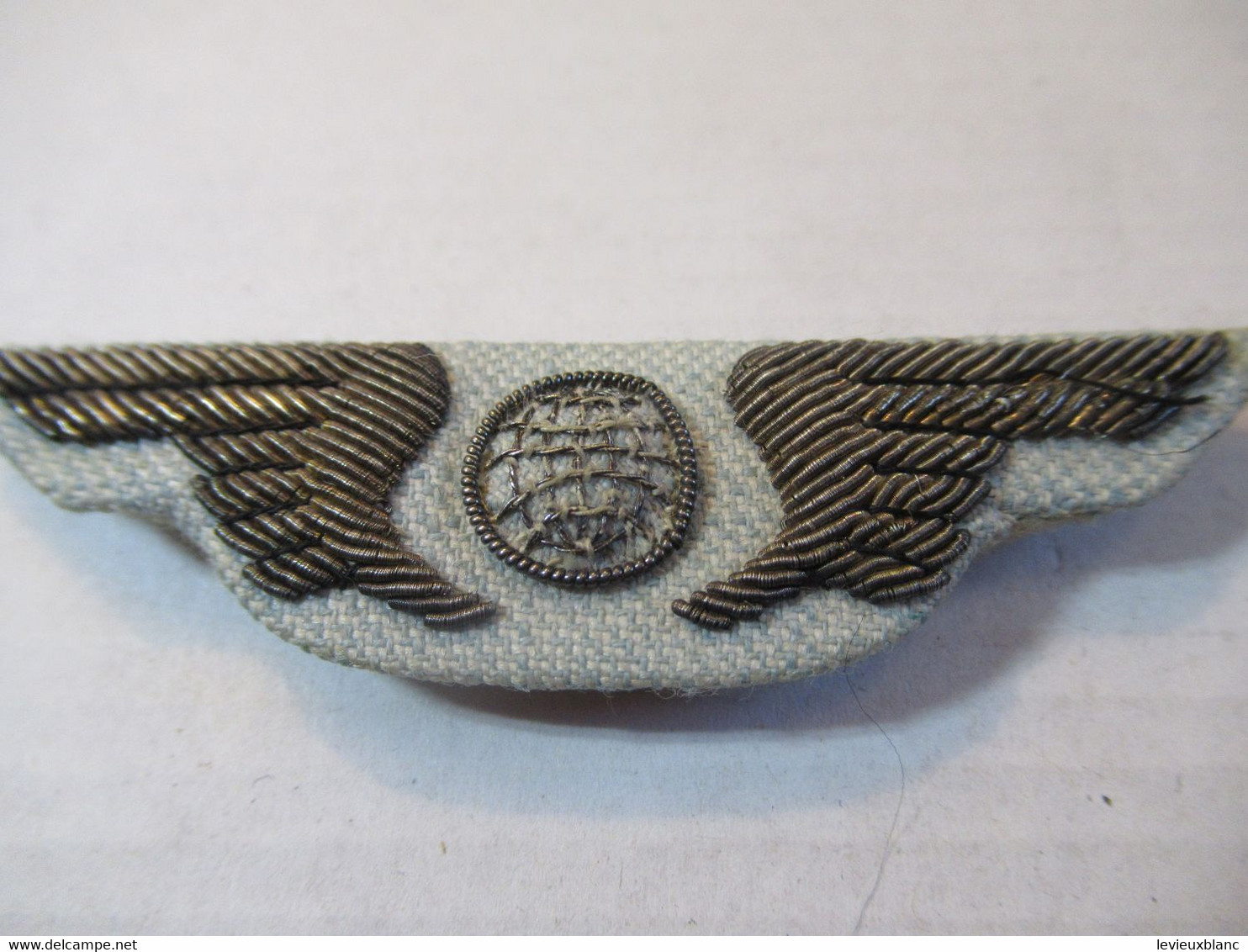 Ecusson Tissu  Ancien De Casquette D'Aviation Militaire Ou Civile/( à Déterminer ) / Vers 1950-1970    ET347 - Ecussons Tissu