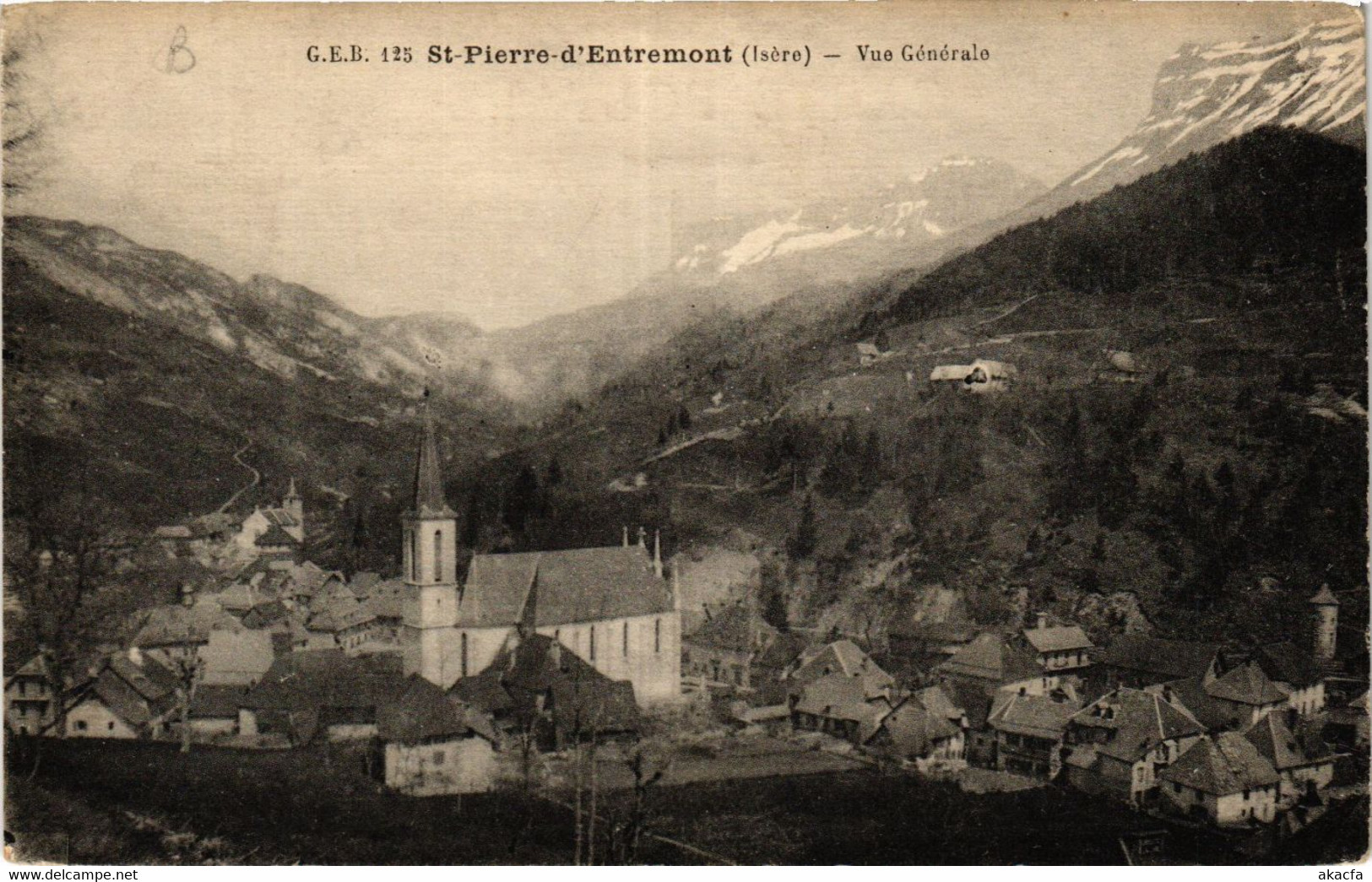 CPA St-PIERRE-d'ENTREMONT - Vue Générale (433976) - Saint-Pierre-d'Entremont