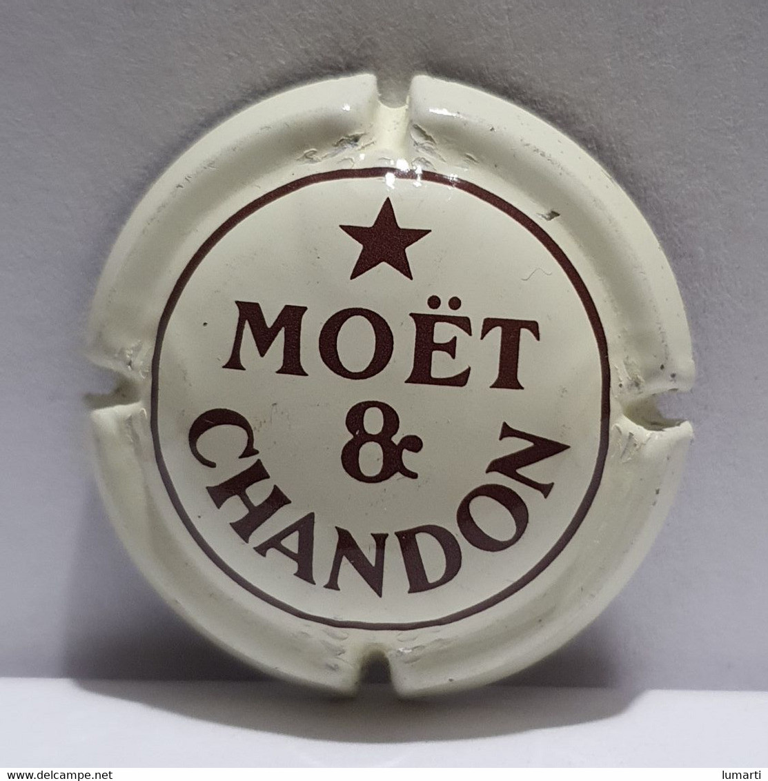 Capsule De Champagne - Moët Et Chandon - Crème Et Marron - - Moet Et Chandon