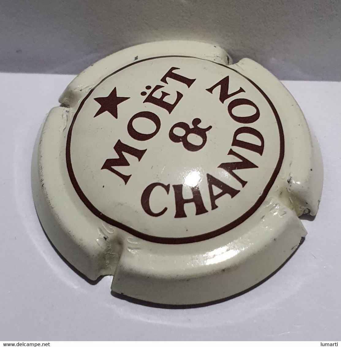 Capsule De Champagne - Moët Et Chandon - Crème Et Marron - - Moet Et Chandon