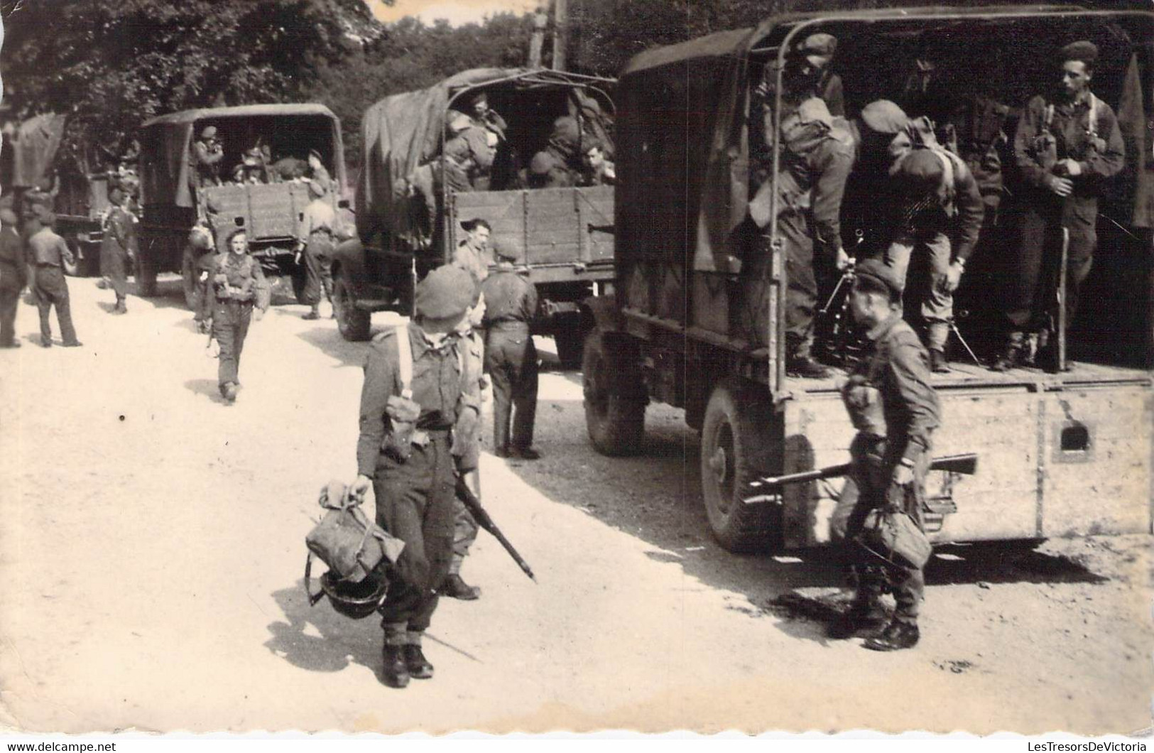 CPA Belgique - Armée Belge - Infanterie Transportée Par Camions - Oblitérée - Animée - Militaire - Armes - Sonstige & Ohne Zuordnung