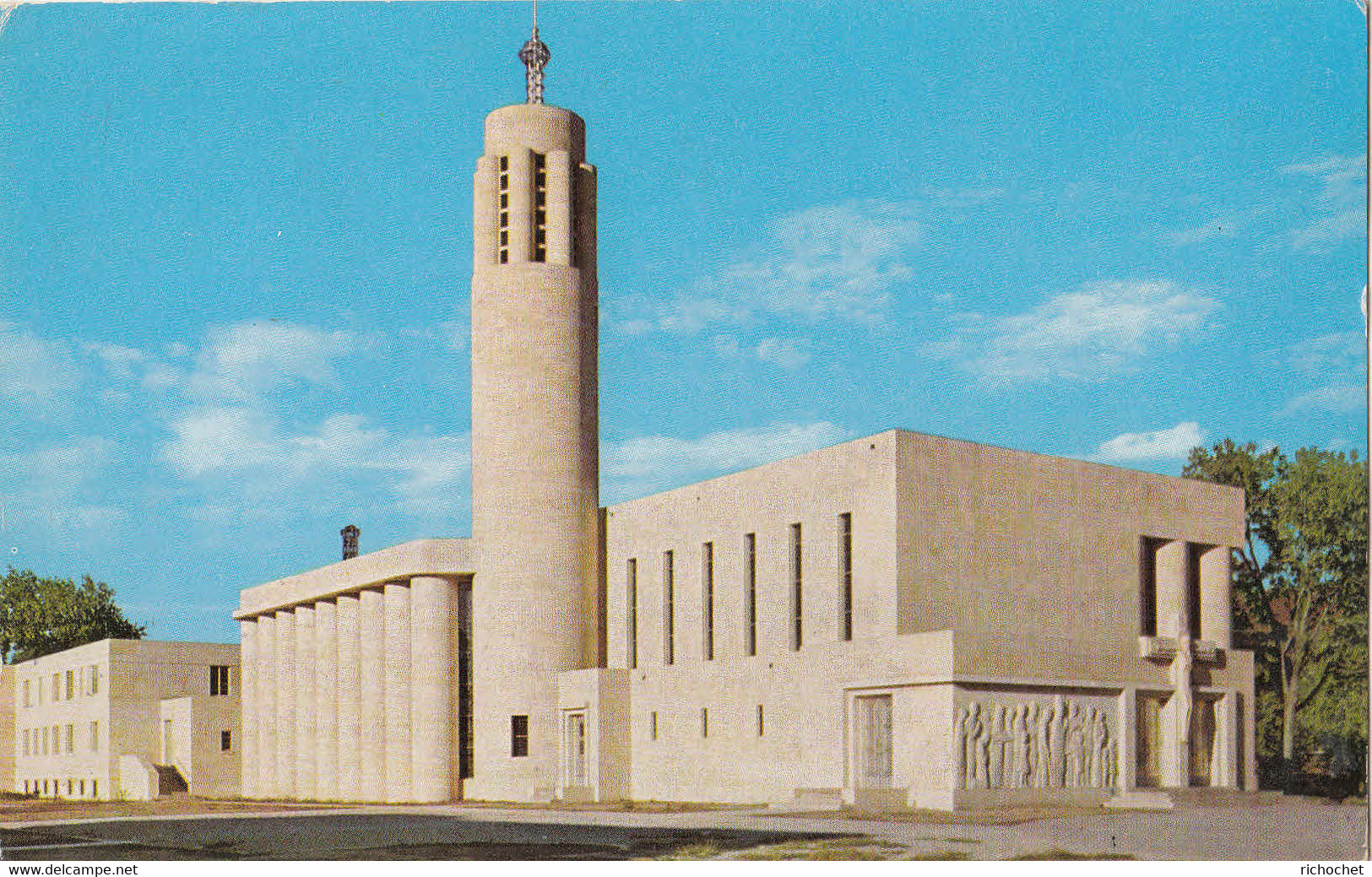 Sacred Heart Catholic Cathedral - SALINA - KANSAS - Salina