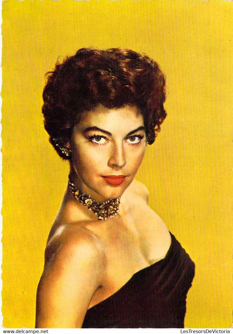 CPA Célébrité - 126 - Ava Gardner - E. D. U. G. - Italcolor Couleurs Naturelles - Photographie Couleur - Berühmt Frauen