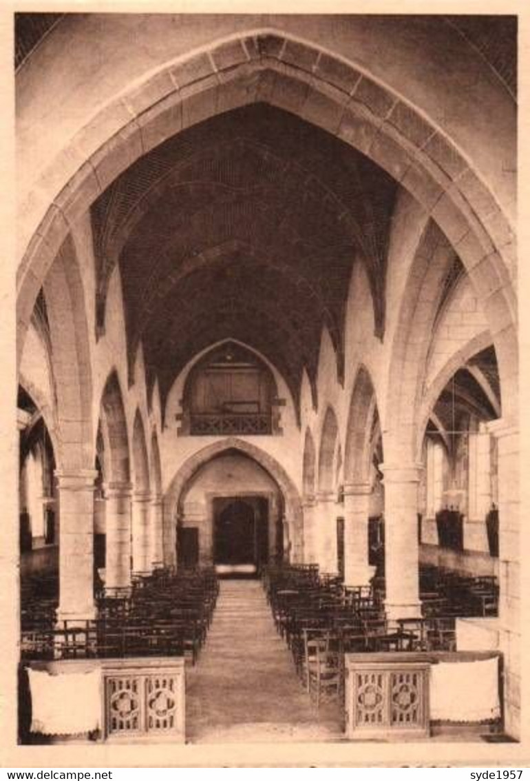 Montigny-le-Tilleul  8 Cartes De L'Eglise Saint-Martin, éditée Dans Les Années 1930..... - Montigny-le-Tilleul
