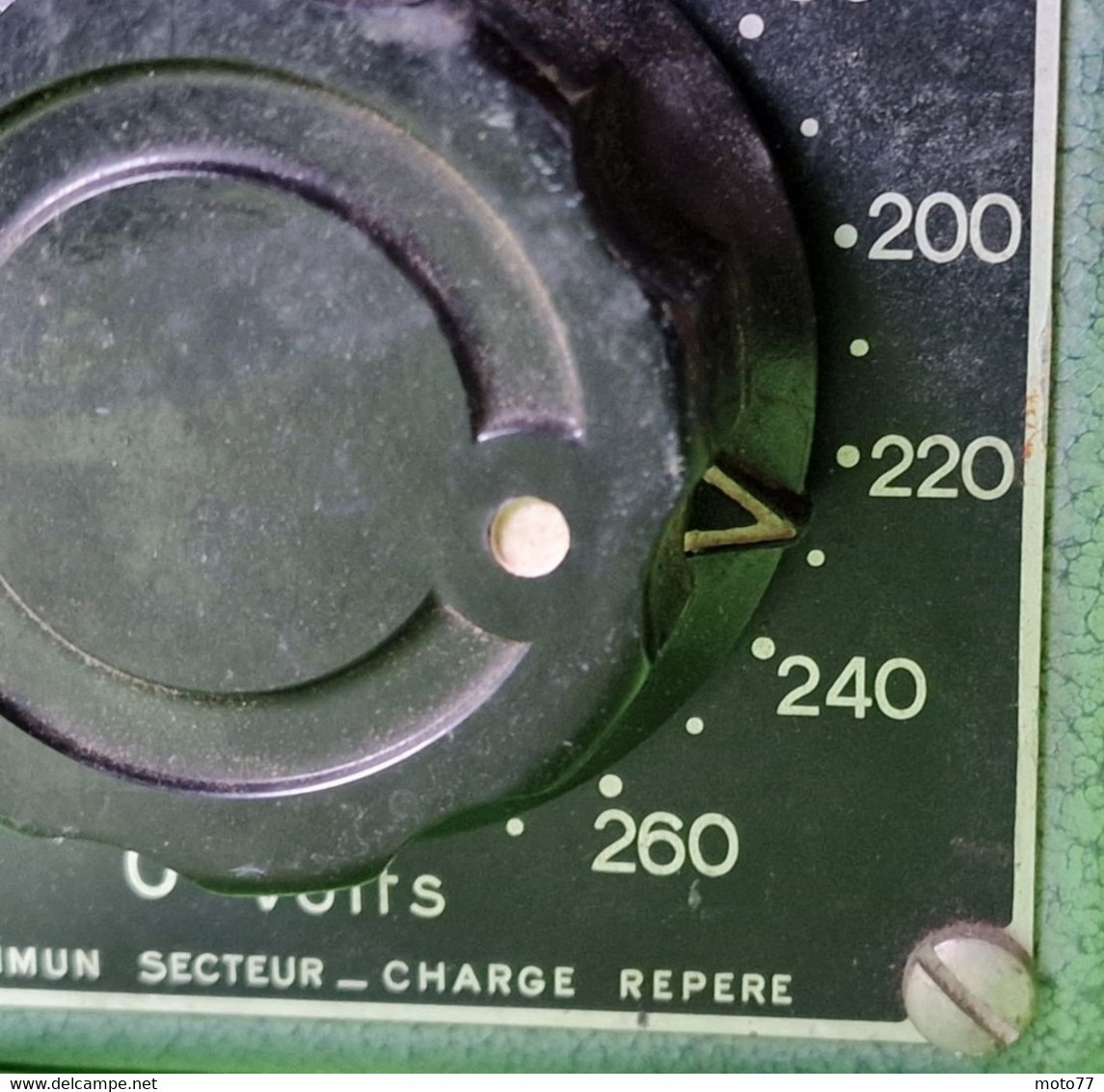 Ancien Appareil électrique VARIAC  Variateur De TENSION De 0 à 270 Volts 2 Ampères - Métal émaillé - Vers 1950 - Other Apparatus