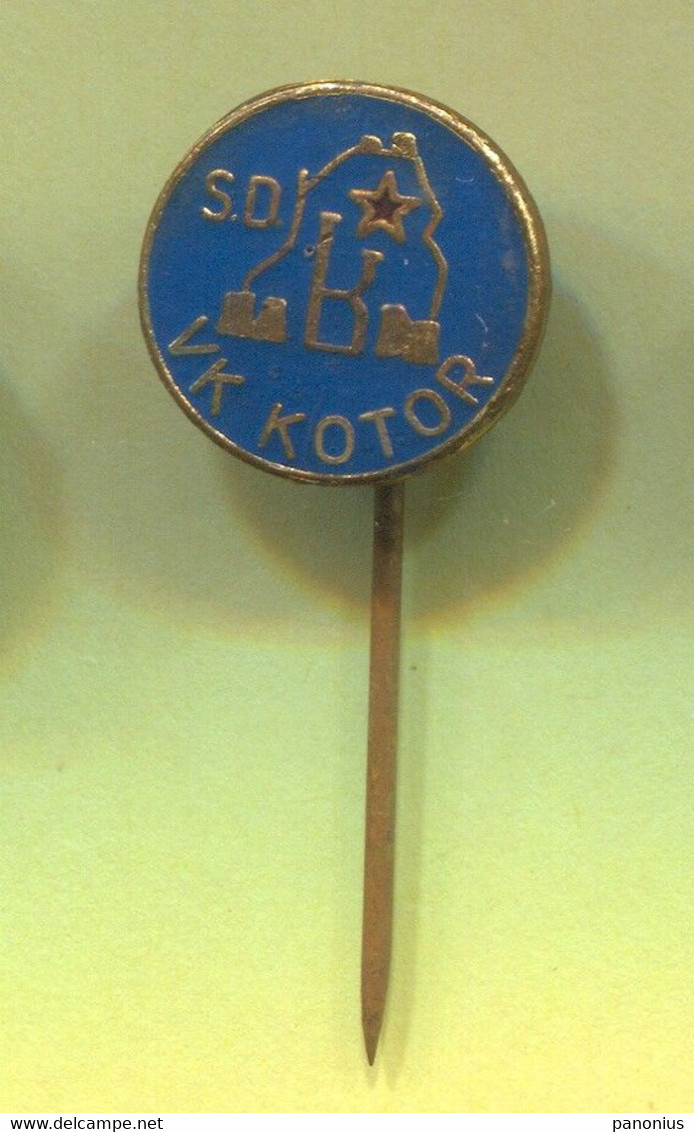 Water Polo Pallanuoto Polo Acuatico - S.D. Club Kotor Montenegro, Vintage Pin Badge Abzeichen - Water-Polo