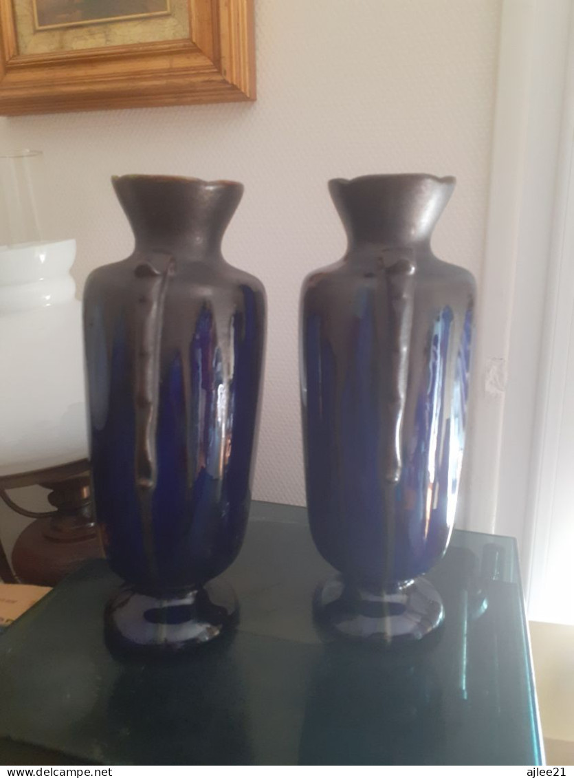 Paire de vases en grés Émaillé bleu glacure marron.