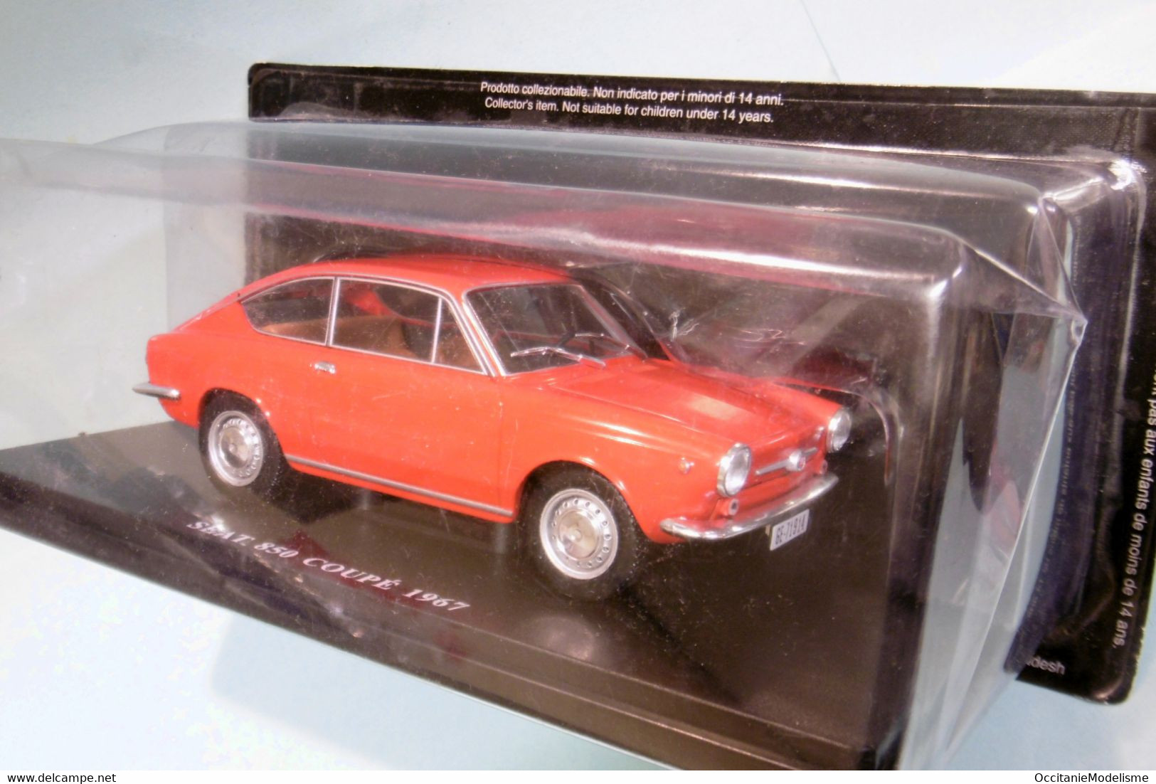 Ixo / Salvat - SEAT 850 COUPE 1967 Rouge Neuf NBO 1/24 - Autres & Non Classés