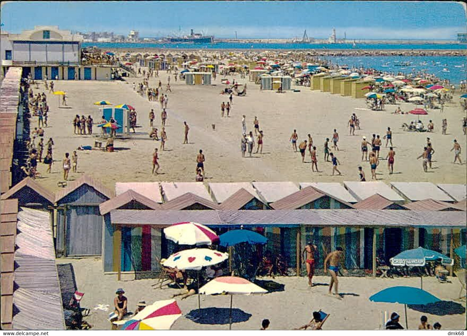 BARLETTA - LIDO DI LEVANTE - EDIZ. LOBUONO - SPEDITA 1979 (12997) - Barletta