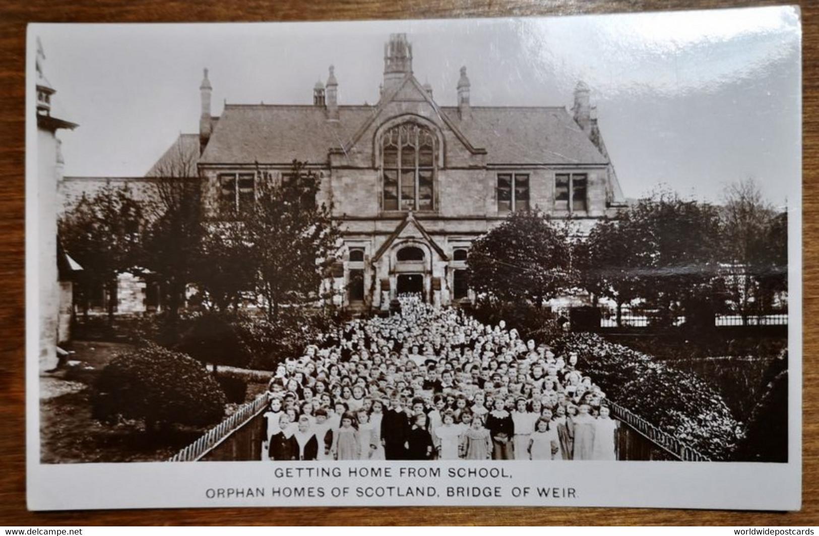 A656 SCOTLAND RENFREWSHIRE - BRIDGE OF WEIR - ORPHANAGE ORPHAN HOMES OF SCOTLAND CHILDREN GETTING HOME FROM SCHOOL - Renfrewshire