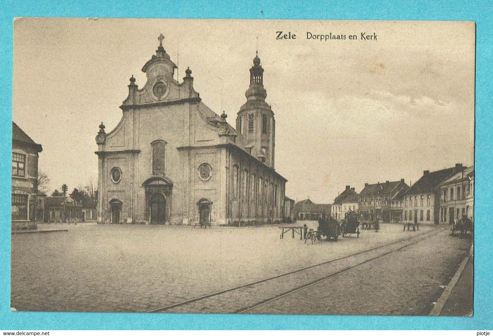 * Zele (Oost Vlaanderen) * (Uitg Odilon Bracke Drukker) Dorpplaats En Kerk, église, Tramway, Animée, Church, Old - Zele