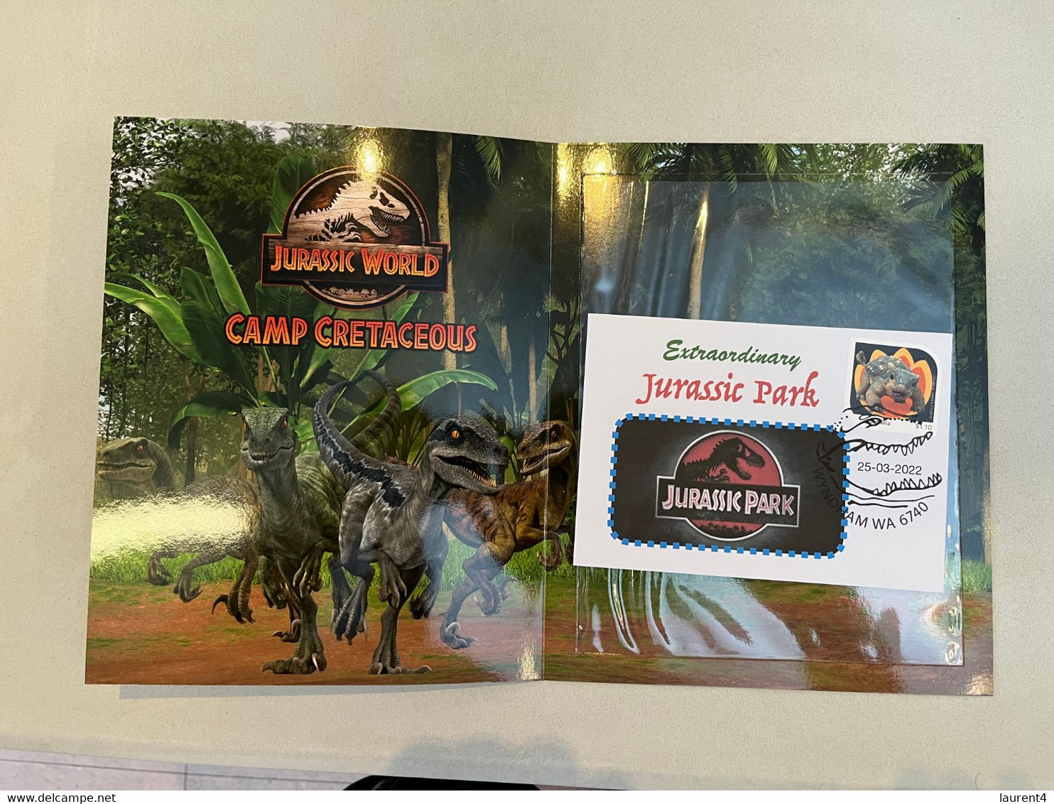 (folder 20-11-2022) Jurassic World - Camp Cretaceous (+ 1 Cover) DINOSORS / Dinosaure - Presentation Packs