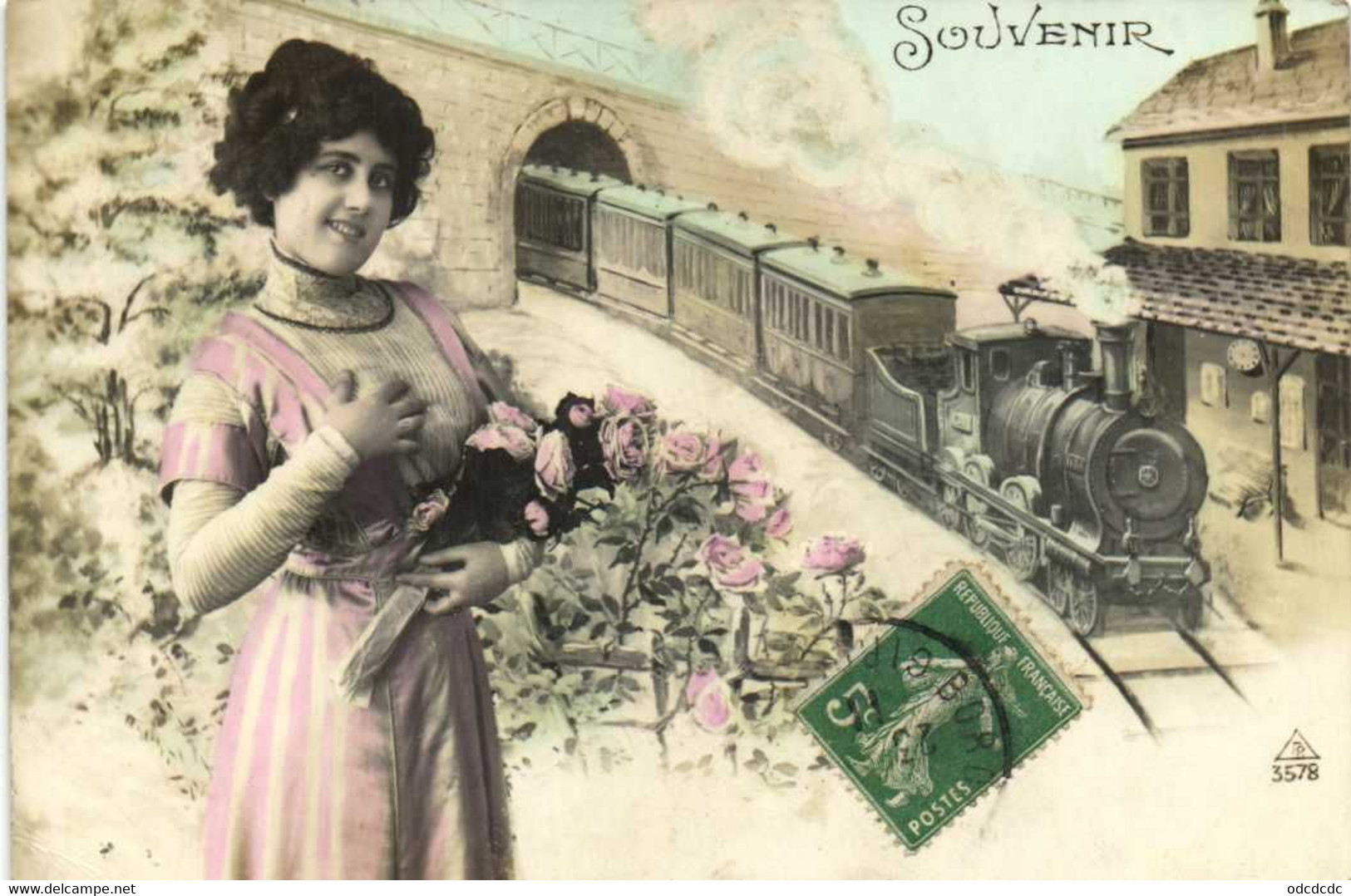 Fantaisie Souvenir Jeune Femme TRAIN  Tunnel Gare  RV - Donne