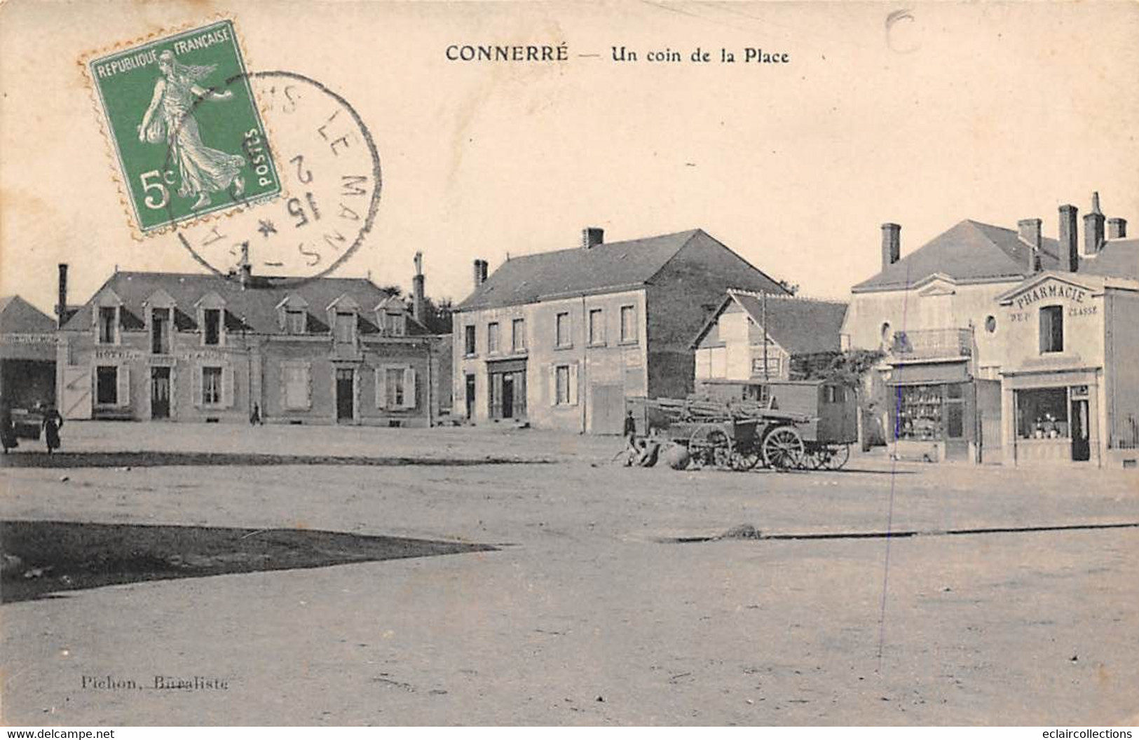 Connerré      72          Un Coin De La Place. Pharmacie               (voir Scan) - Connerre