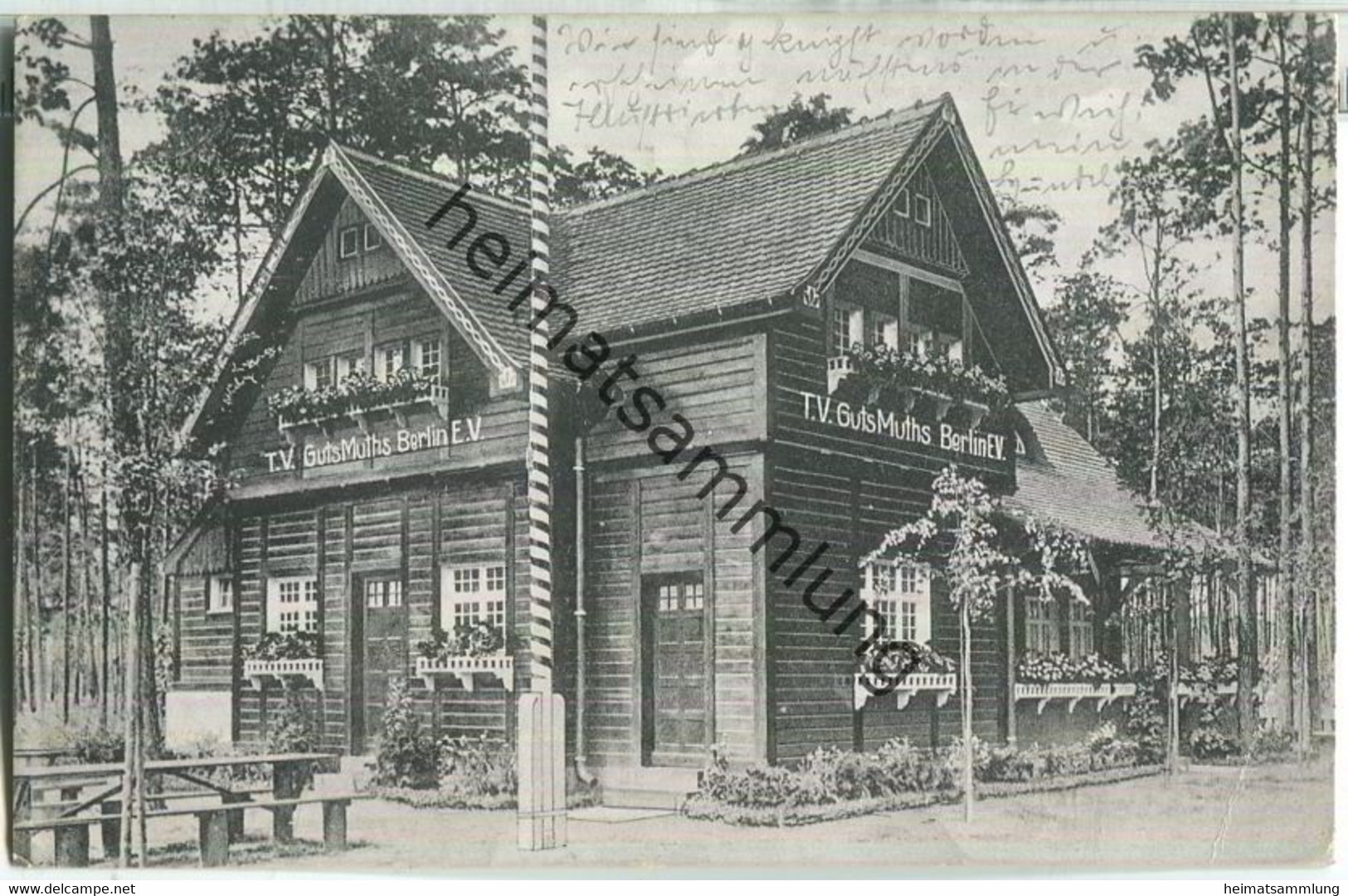 Berlin - Grunewald - Turnverein GutsMuths E. V. - Spielhaus - Grunewald