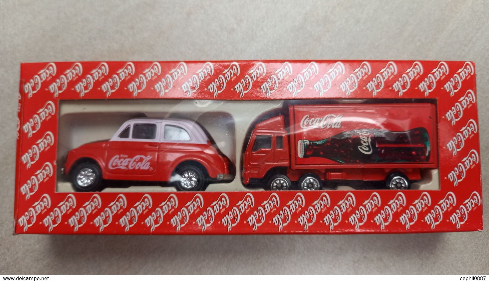 Coca Cola Camion Miniature + Fiat 500 Aux Couleurs Du Soda Dans La Boîte D'origine - Jouets