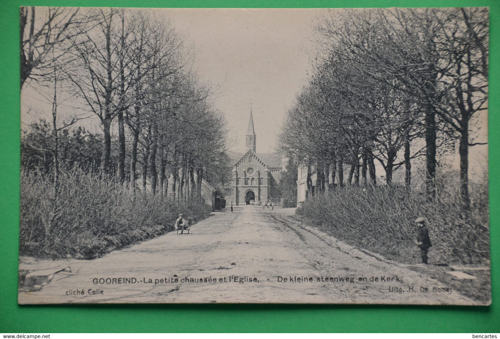 Gooreind 1902: La Petite Chaussée Et L'église Animée - Wuustwezel