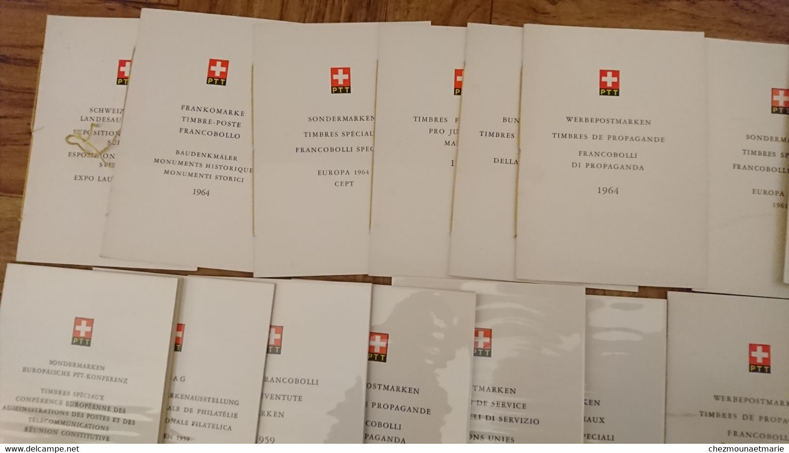 LOT DE 44 CARNETS SUISSE PTT ANNEES 1959 A 1967 PLASTIFIES OU NON - Booklets