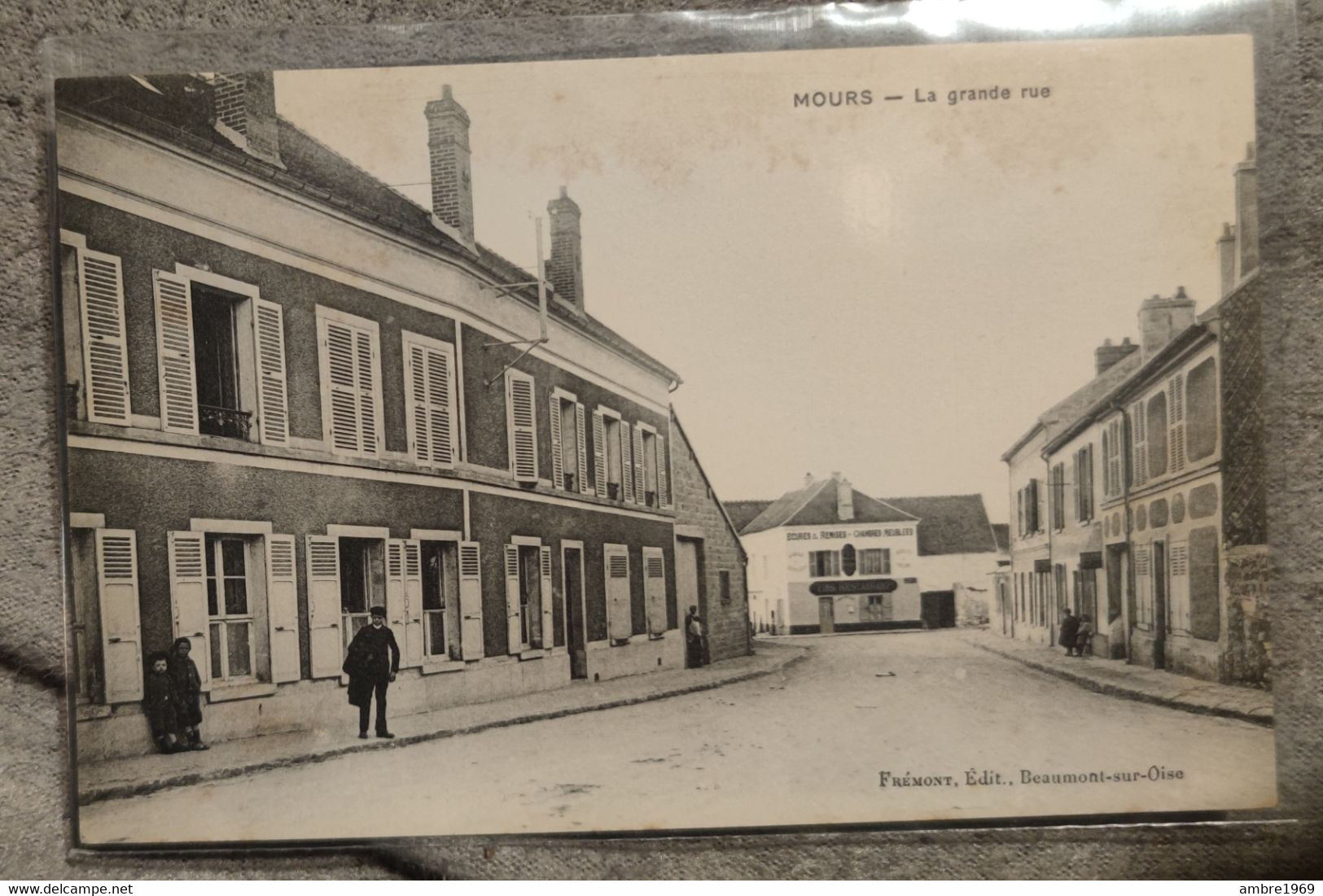 95 Mours Grande Rue - Mours