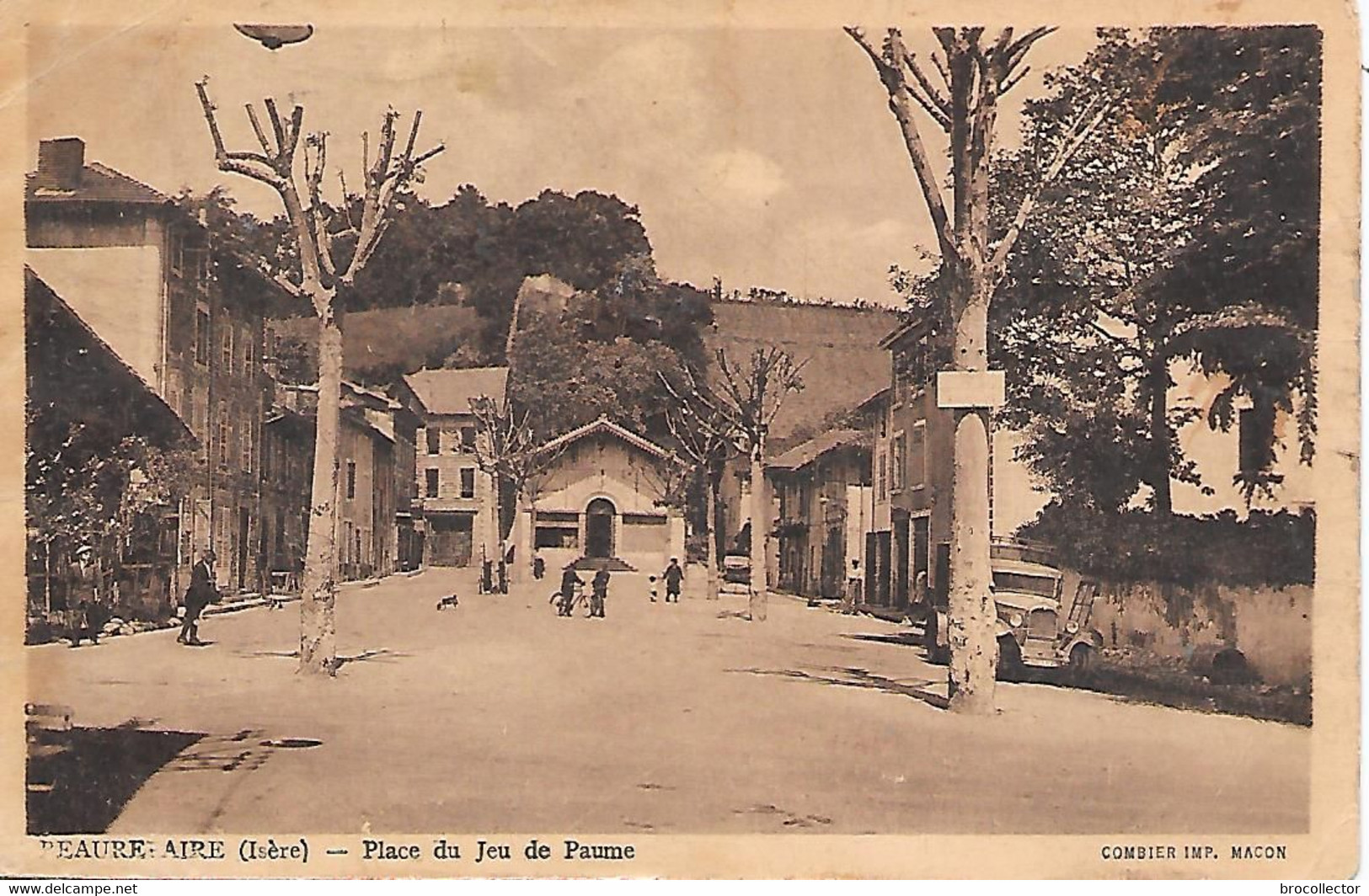 BEAUREPAIRE ( 38 ) -  Place Du Jeu De Paume - Beaurepaire