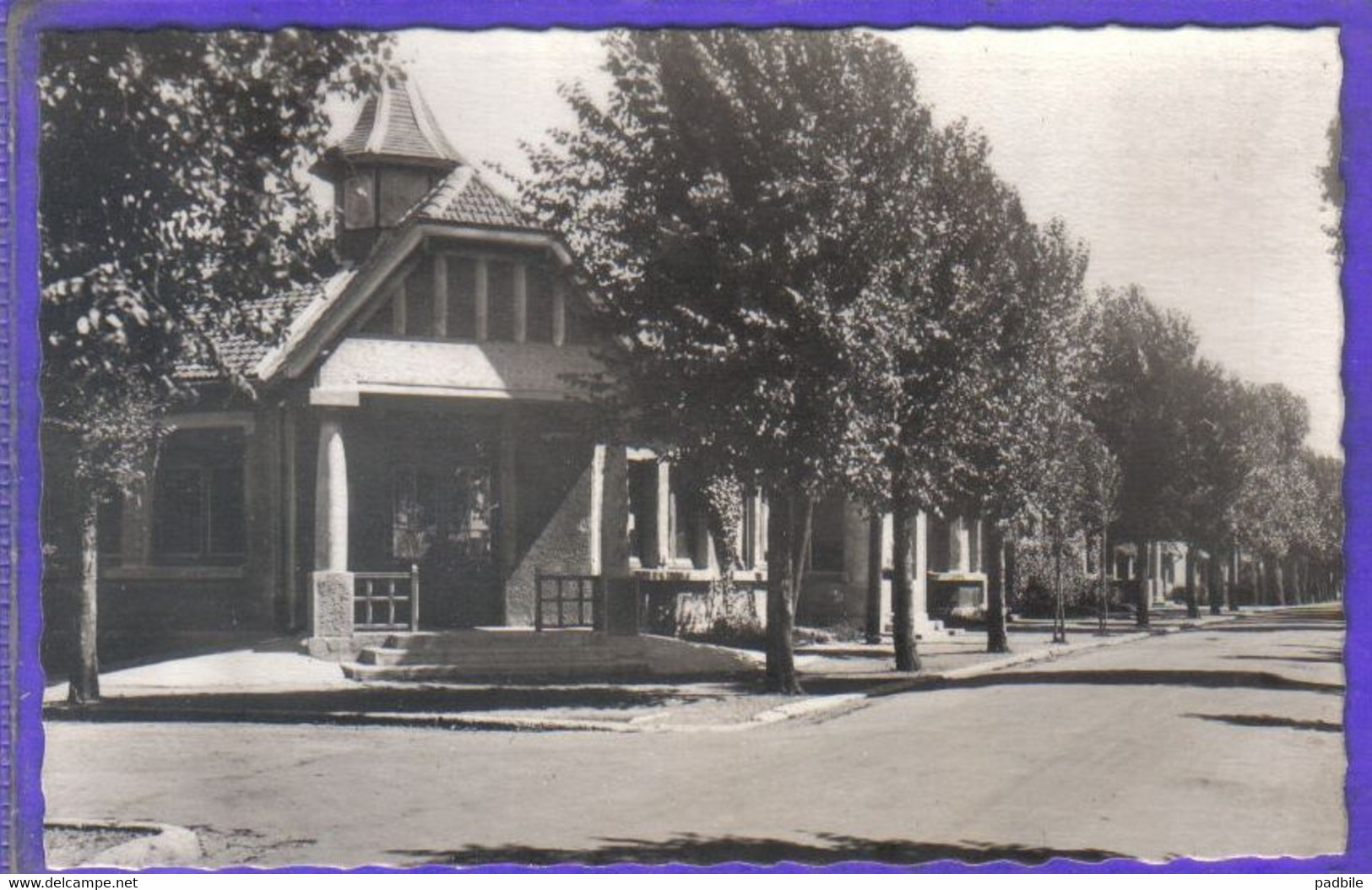 Carte Postale 59. Saint-Pol-sur-mer  Cité Des Cheminots Le Dispensaire Très Beau Plan - Saint Pol Sur Mer